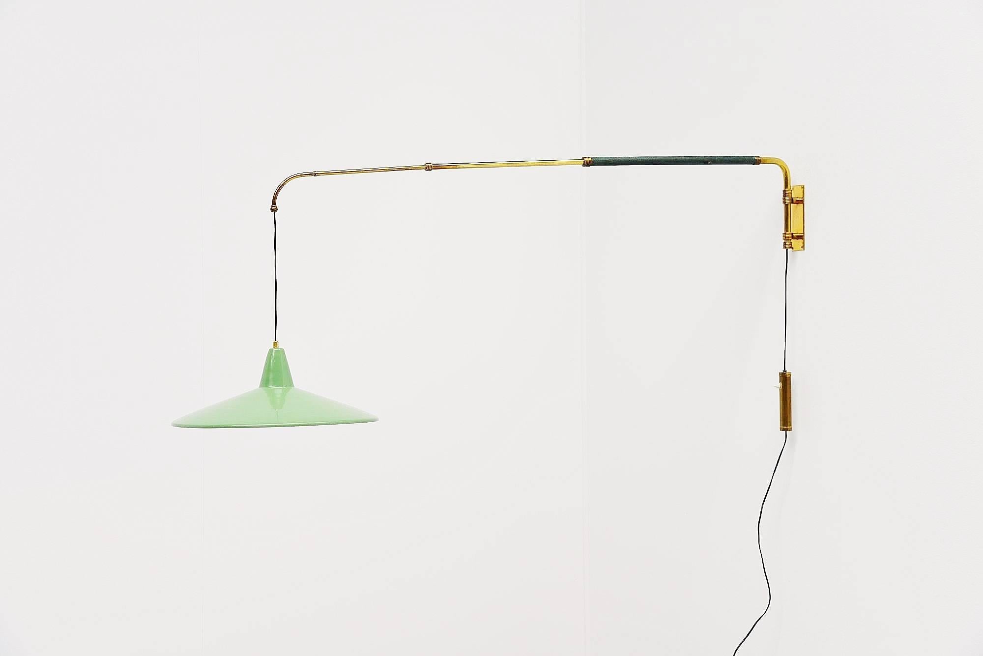 Aluminium Lampe murale extensible de style Arredoluce:: Italie:: 1950