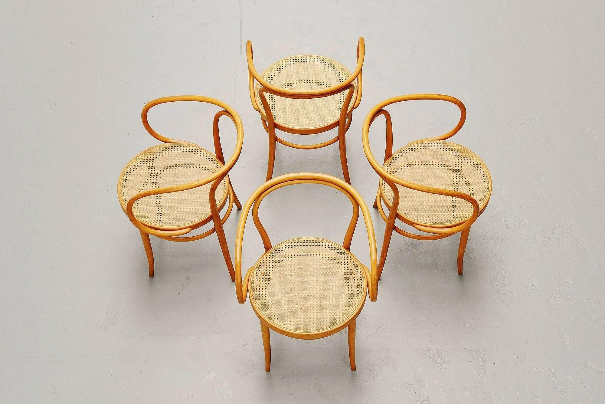 Thonet Dining Chairs Model 209, Austria, 1979 2