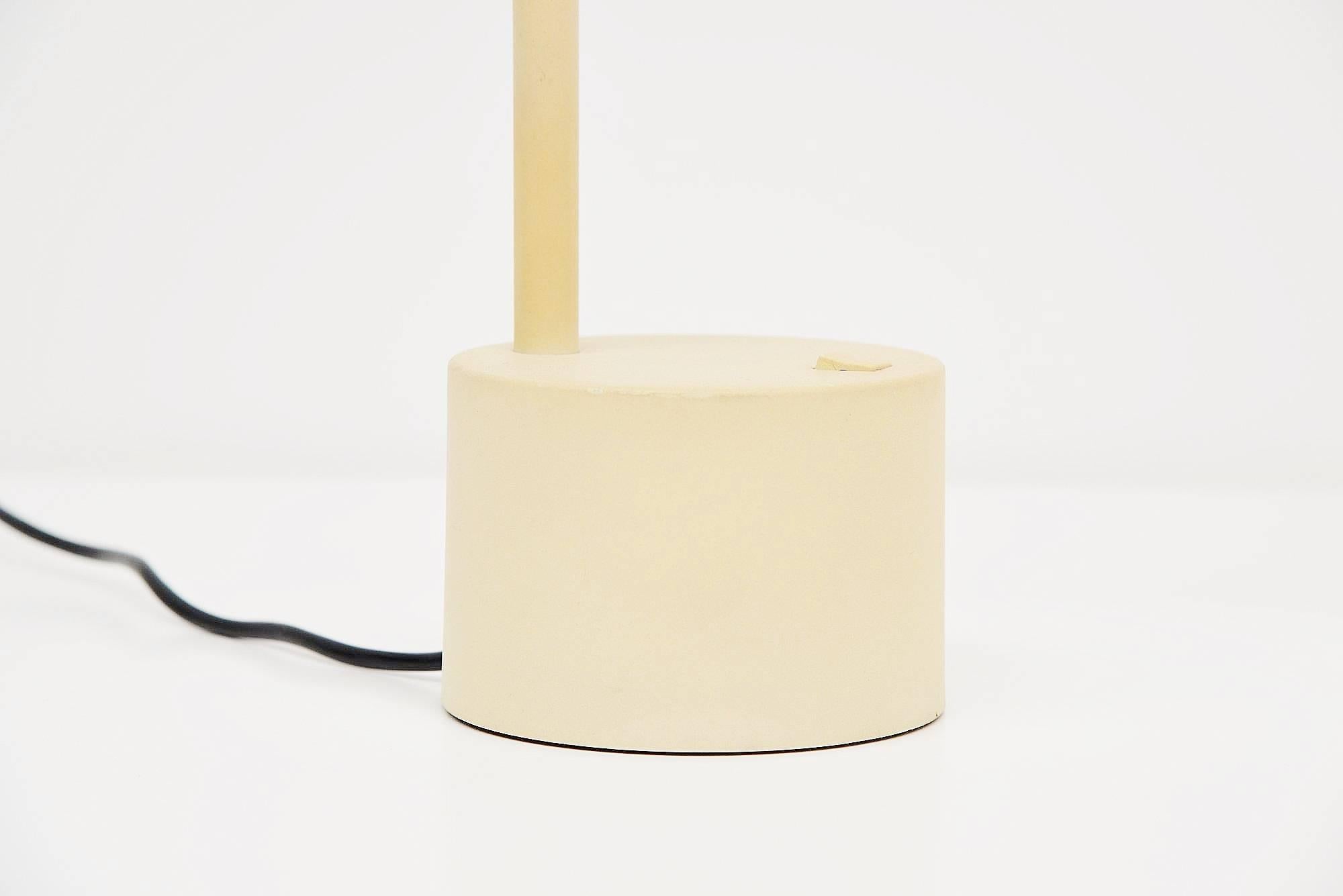 Rare ‘Halo Click 2’ table lamp designed by Ettore Sottsass for Philips, Holland 1988. This rare off-white table lamp was designed by Ettore Sottsass for the Dutch market and therefore it’s very hard to find outside Holland. This table lamp version