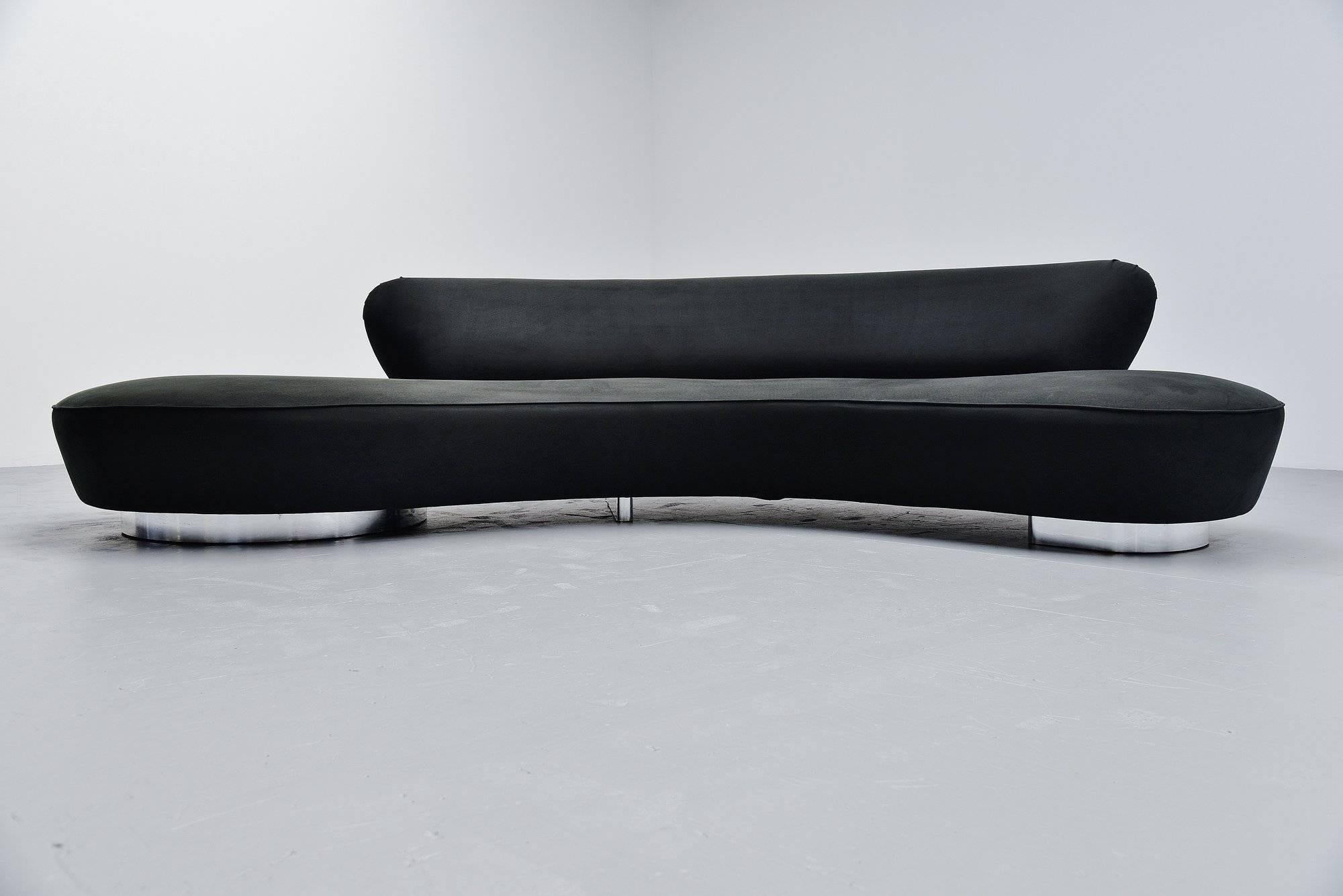 Vladimir Kagan Serpentine Sofa Large Directional, 1999 In Good Condition In Roosendaal, Noord Brabant