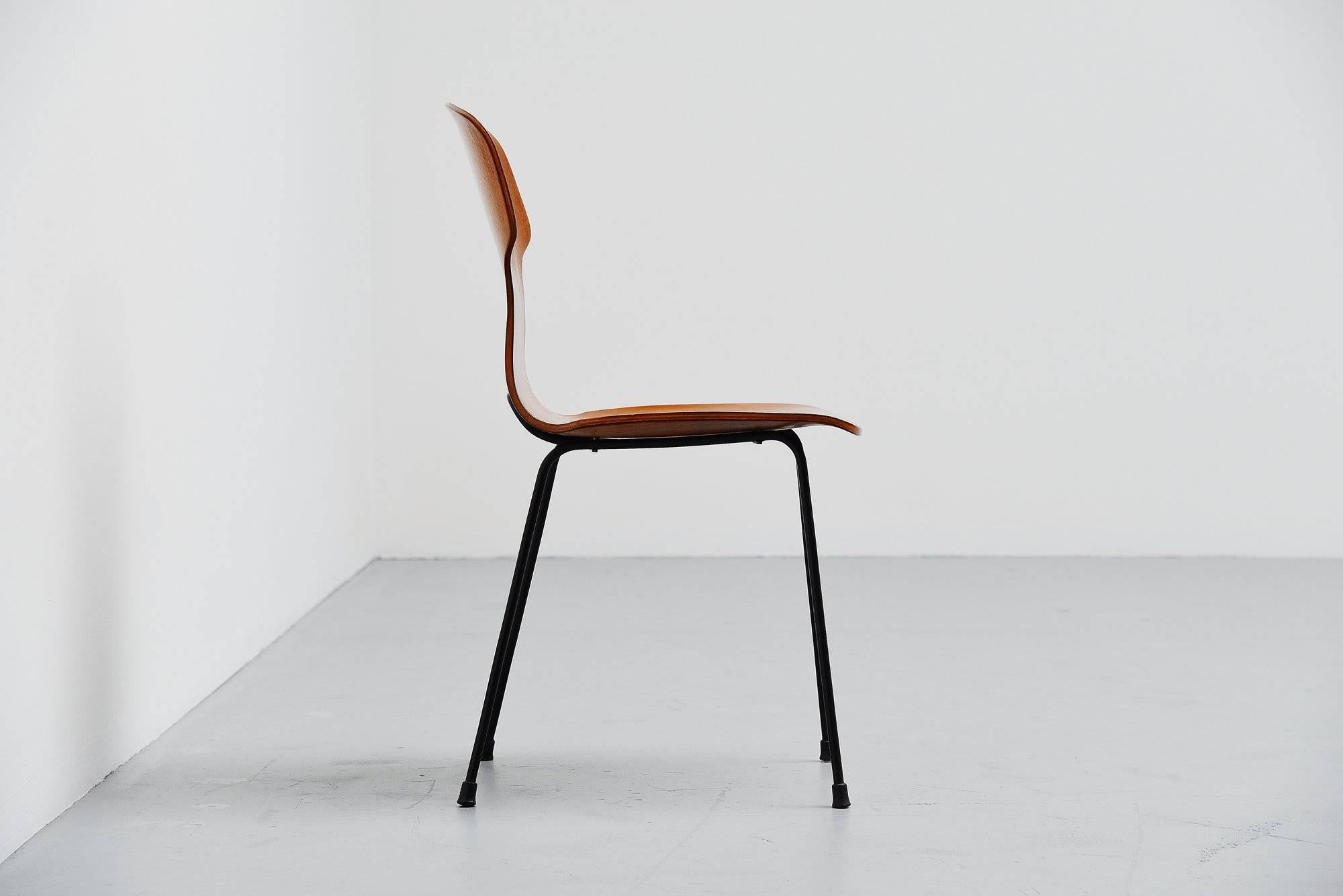 Carlo Ratti Side Chair in Plywood by Legni Curva, Italy, 1950 In Excellent Condition In Roosendaal, Noord Brabant