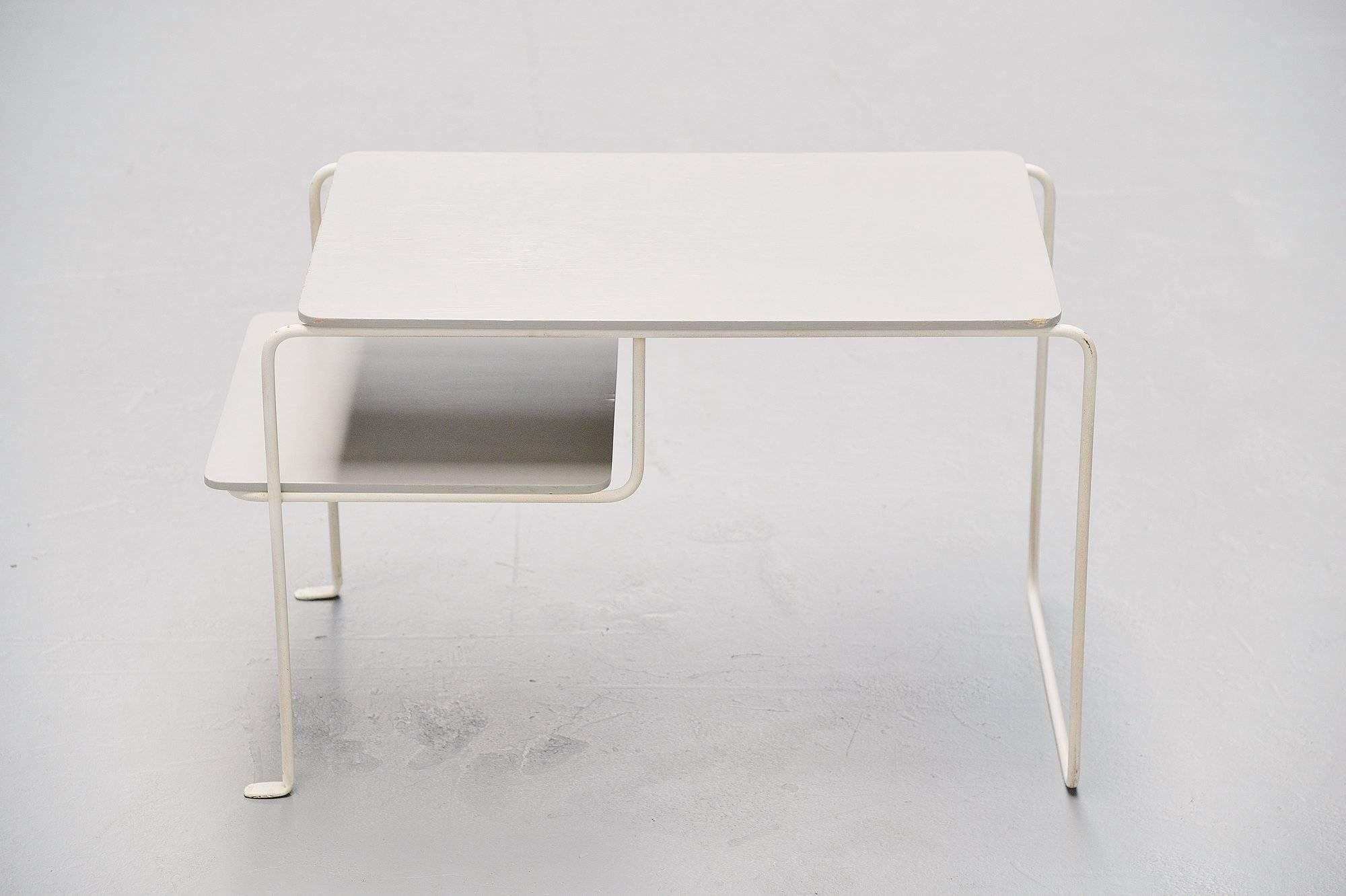 Mid-Century Modern Elmar Berkovic Beek side table ‘t Spectrum 1956 For Sale