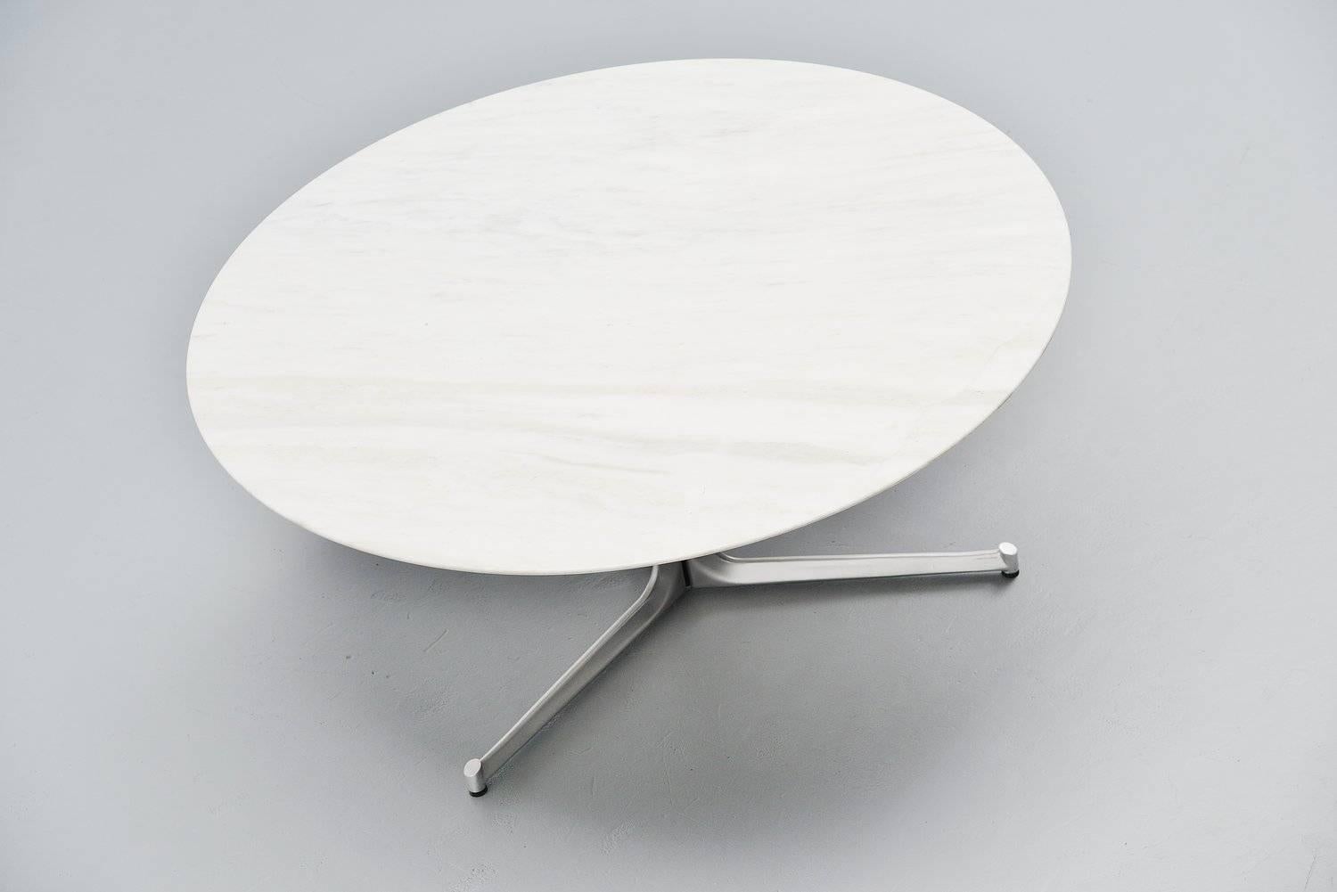 Milieu du XXe siècle Preben Fabricius & Table à manger Jorgen Kastholm:: Allemagne:: 1968
