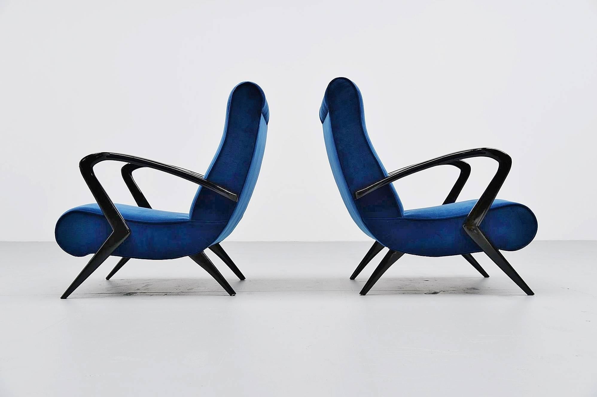 Italian Lounge Chairs in the Manner of Gio Ponti, 1950 In Excellent Condition In Roosendaal, Noord Brabant