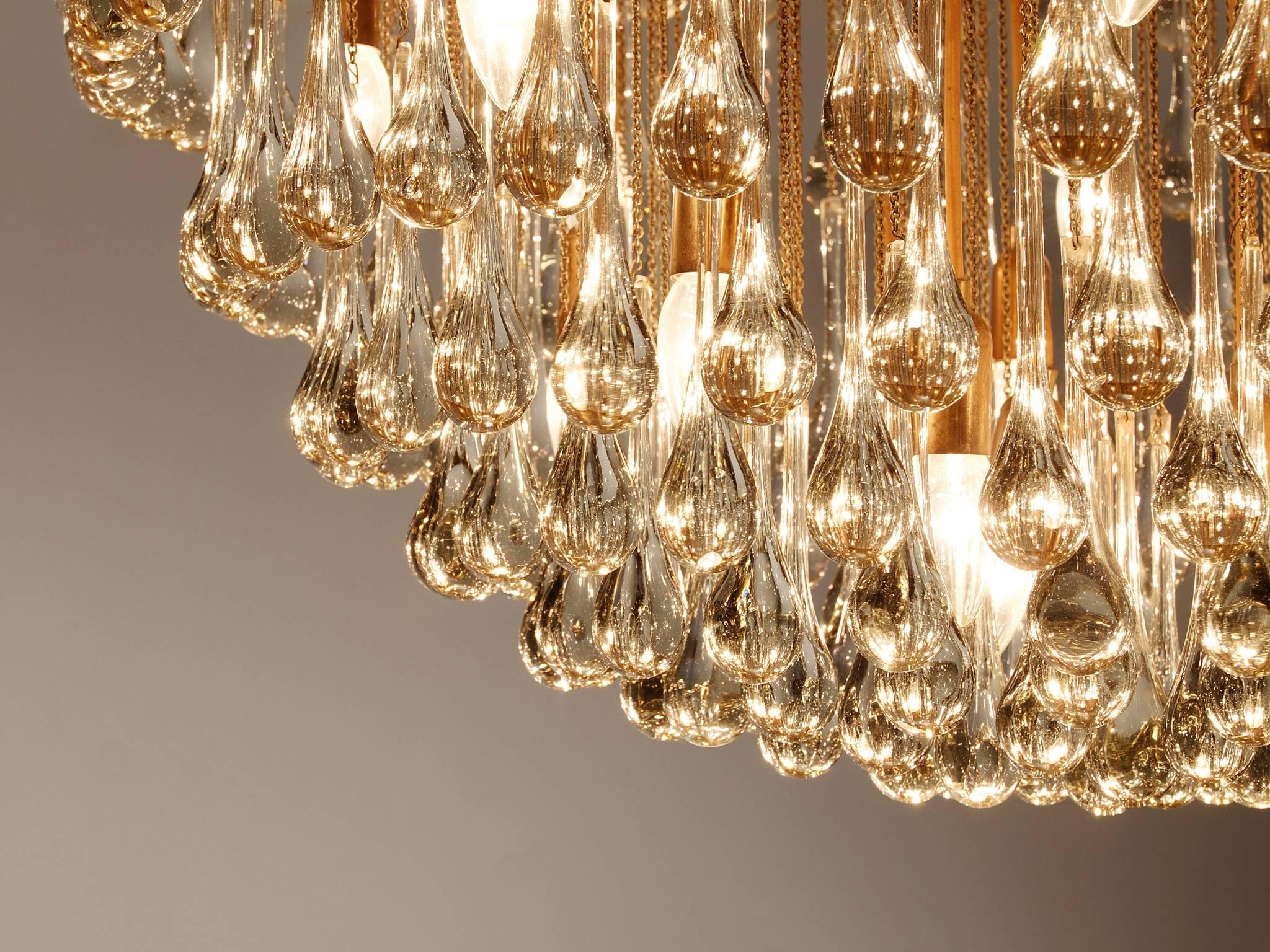Mid-Century Modern Venini Large Chandelier in Brass with Glass Drops 