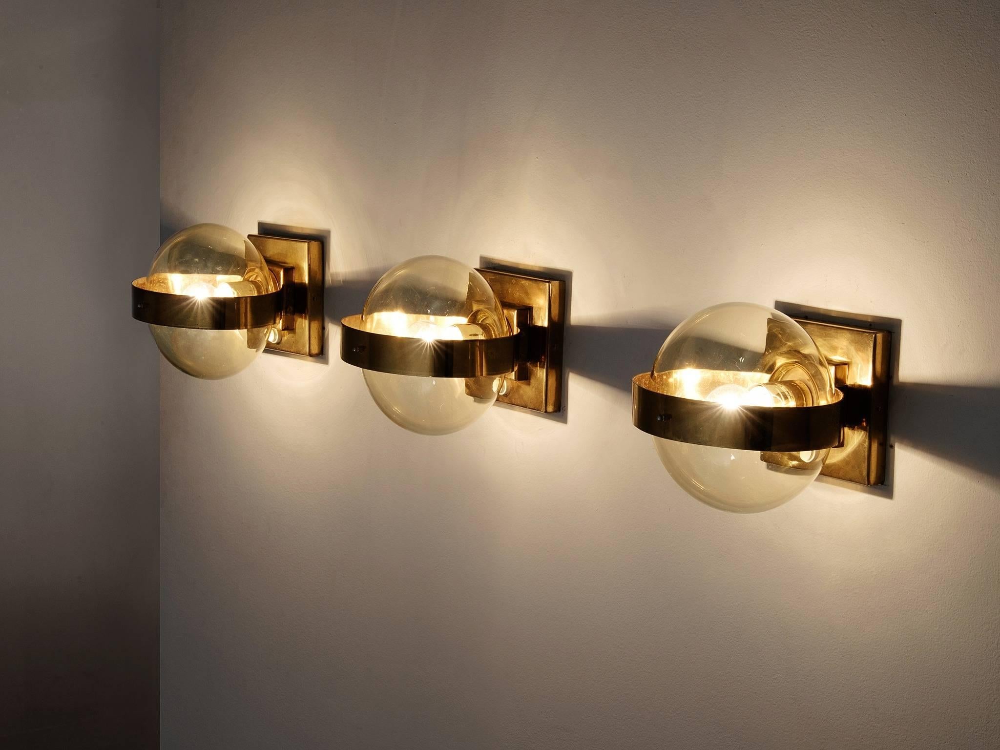 Mid-Century Modern Set of 2 Wall Lights in Brass and Glass