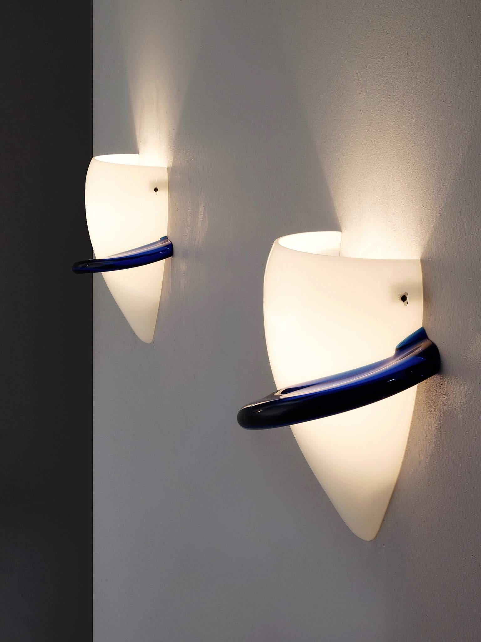 Mid-Century Modern Tina Marie Aufiero Pair of White and Blue Glass Wall Lights for Venini