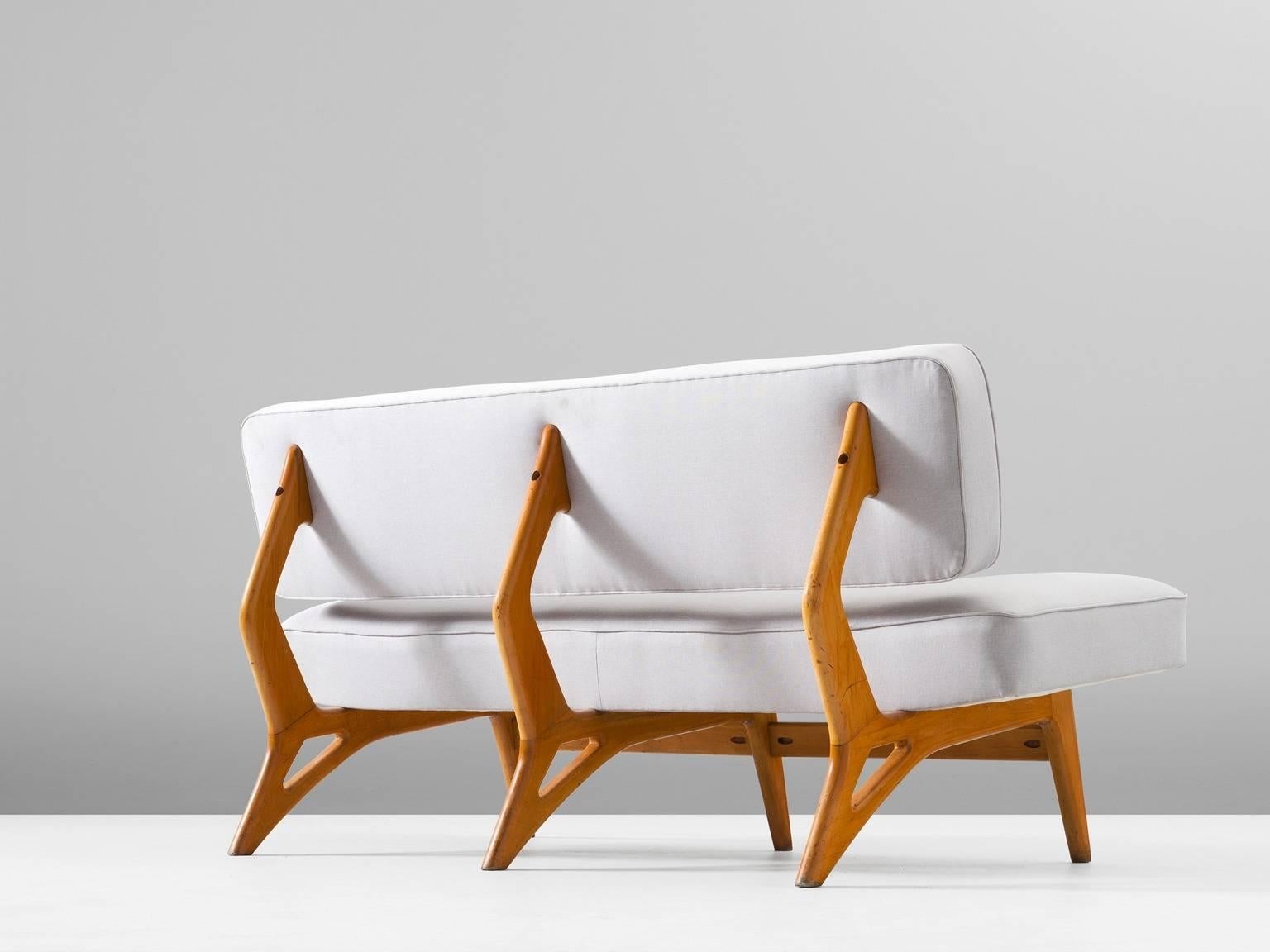 Mid-Century Modern Small Sofa in Maple by Móveis Cimo