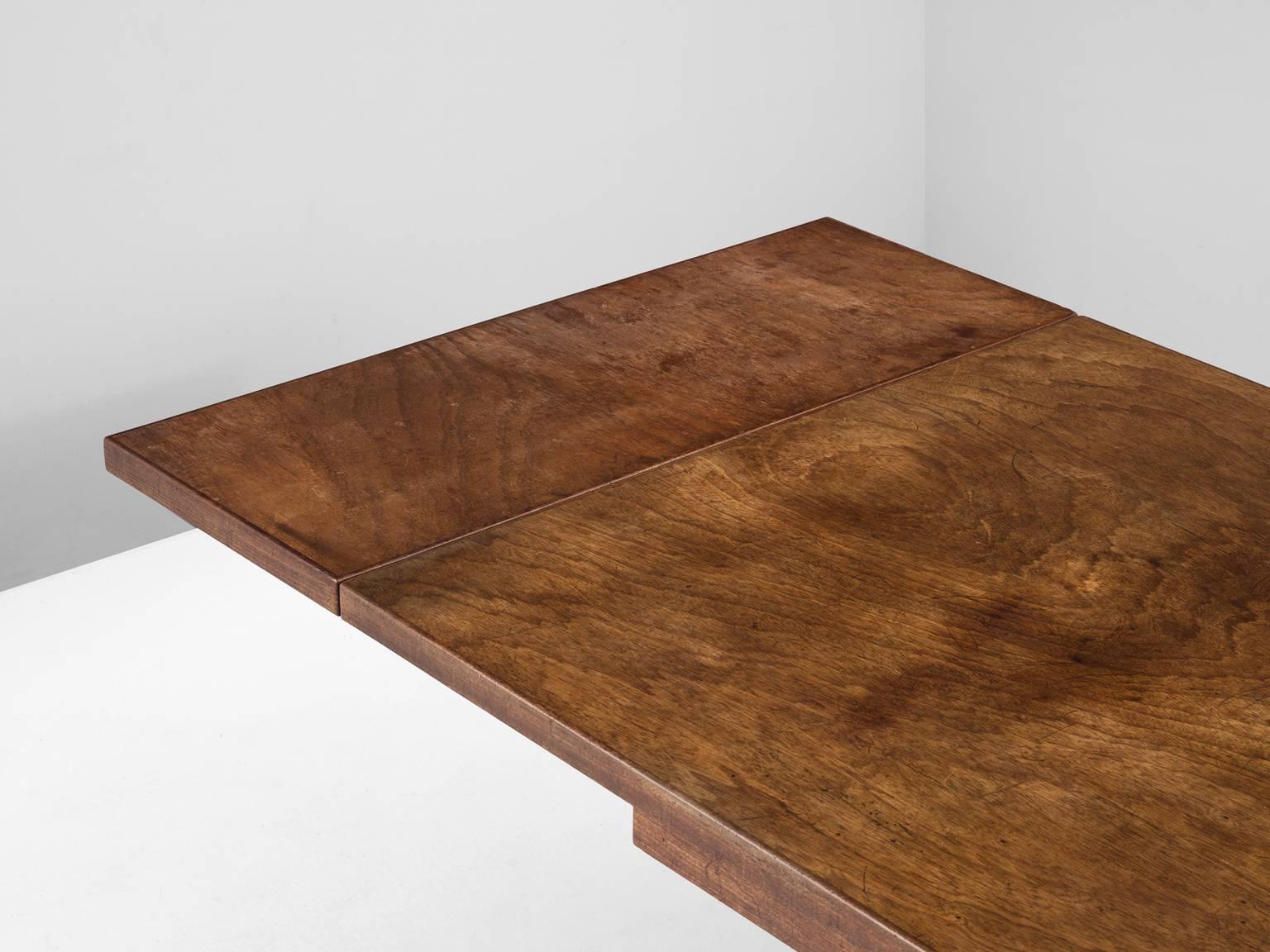 Extendable Dining Table in Mahogany 1