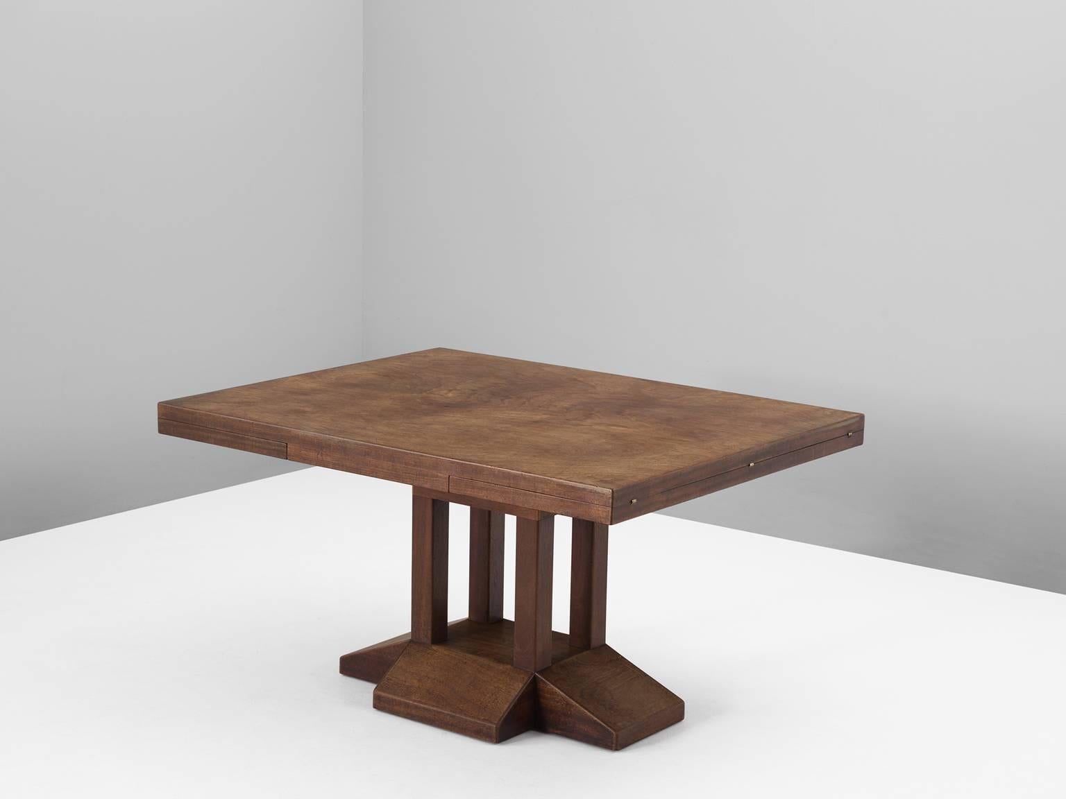 Art Deco Extendable Dining Table in Mahogany