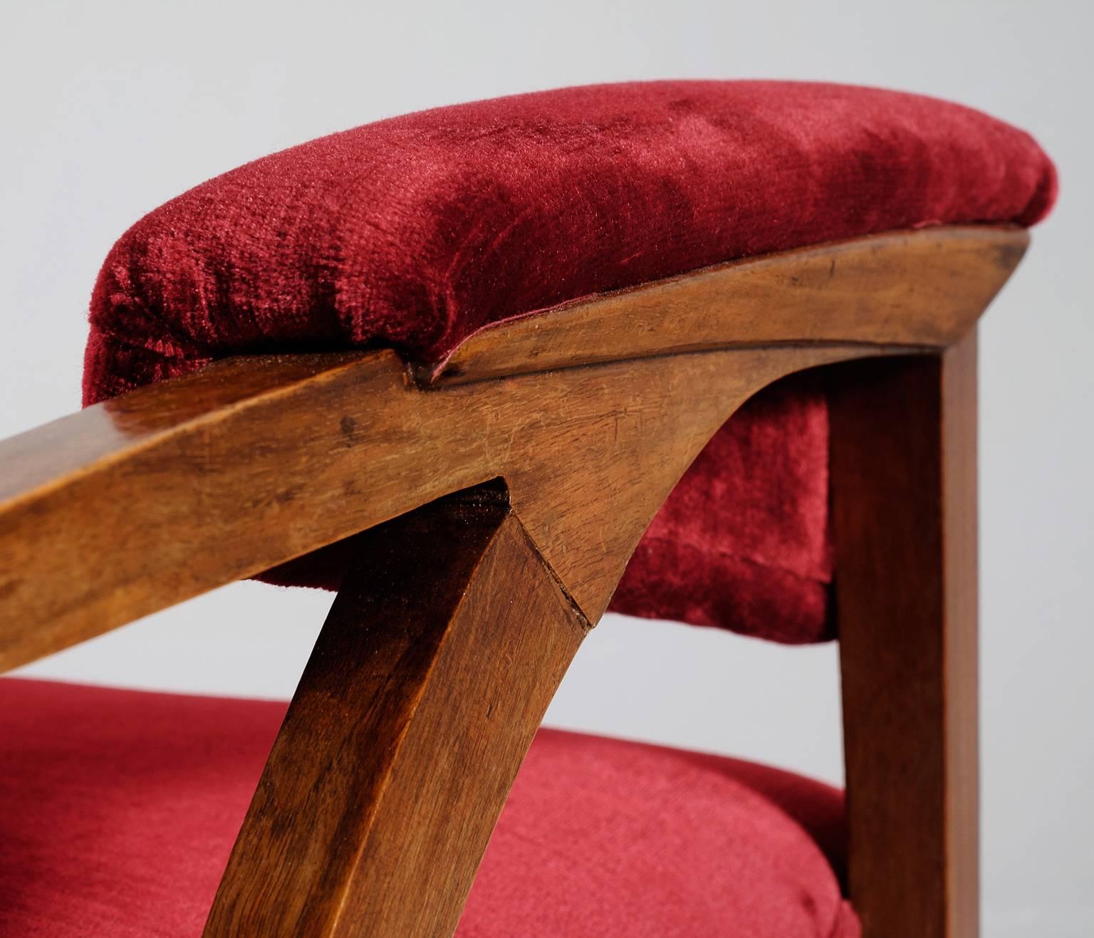 Mid-20th Century Pair of Italian Armchairs in Red Velvet Upholstery