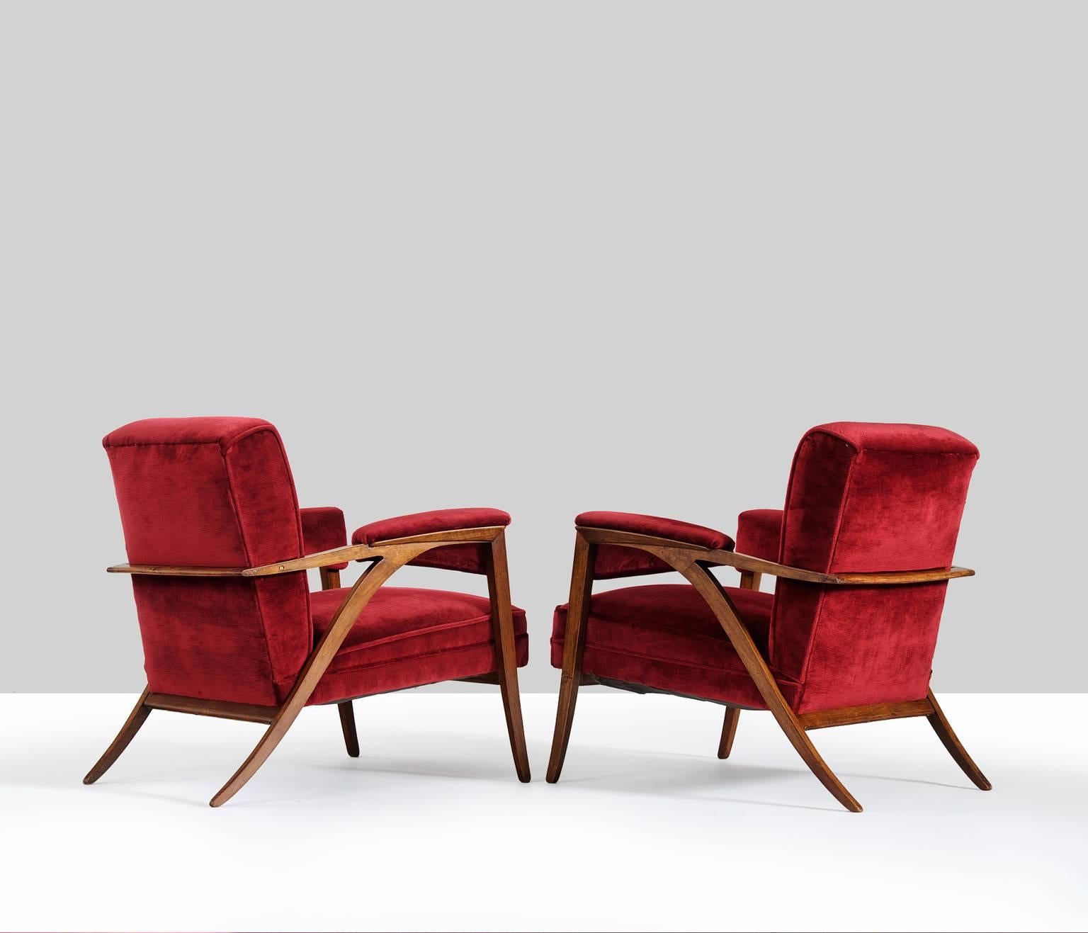 Pair of Italian Armchairs in Red Velvet Upholstery In Excellent Condition In Waalwijk, NL