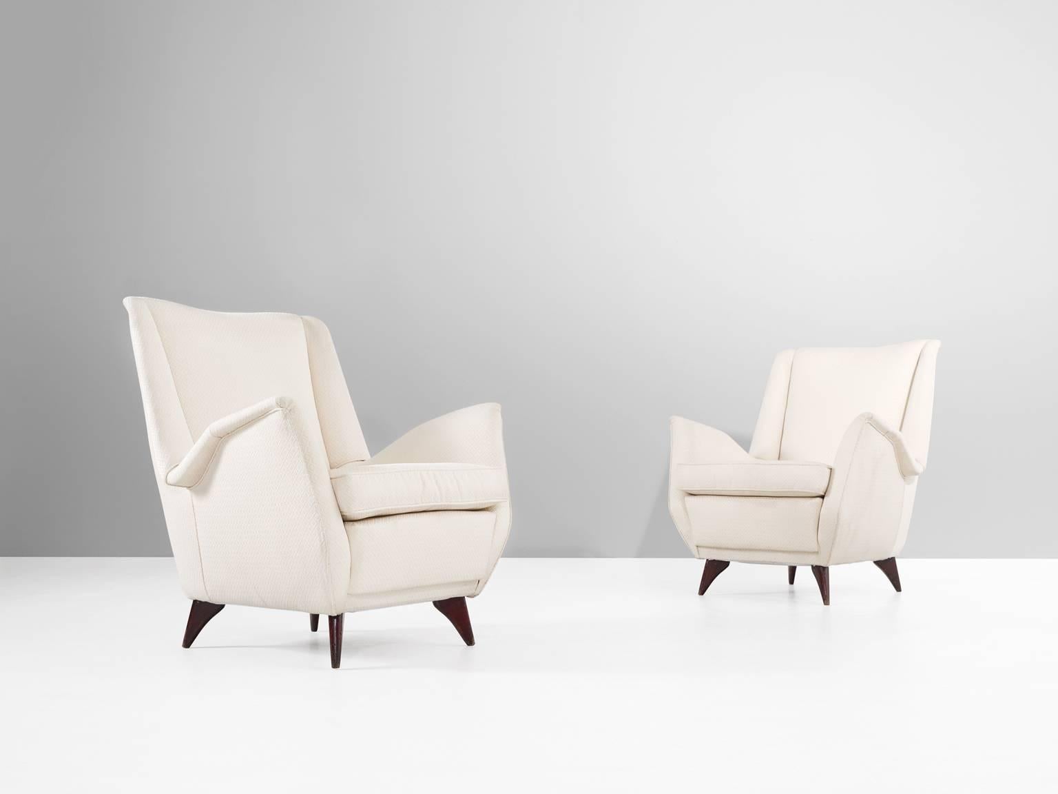 Upholstery Set of Two Italian Lounge Chairs in off-White Fabric