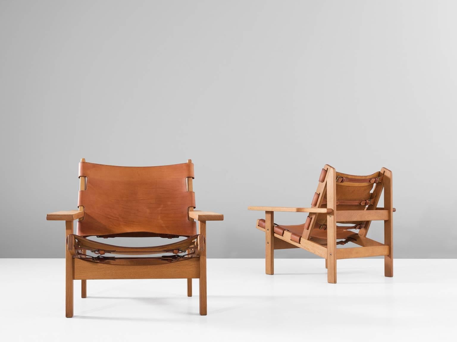 Mid-Century Modern Pair of Hunting Chairs in Solid Oak and Cognac Leather