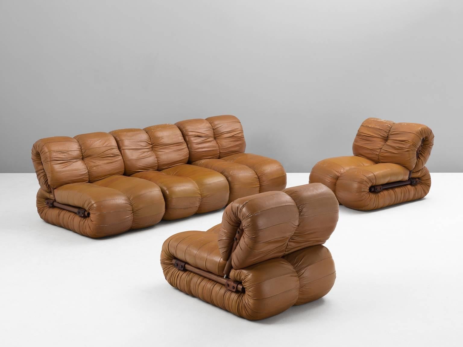 Modular sofa, in leather and rosewood, by Percival Lafer, Brazil, 1960s. 

Highly rare combination of five modular seating elements designed by the Brazilian designer Percival Lafer during the 1960s. The set can be either used separately as five