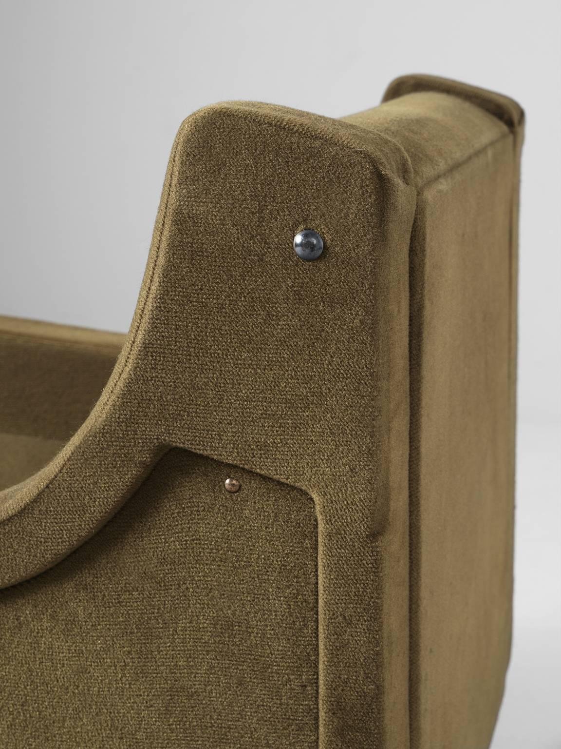 Italian Lounge Chair in Olive-Green Upholstery In Good Condition In Waalwijk, NL