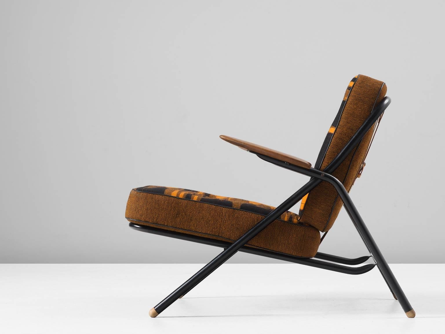 Mid-Century Modern Hans Wegner 'GE215' Sawbuck Lounge Chair with Original Upholstery