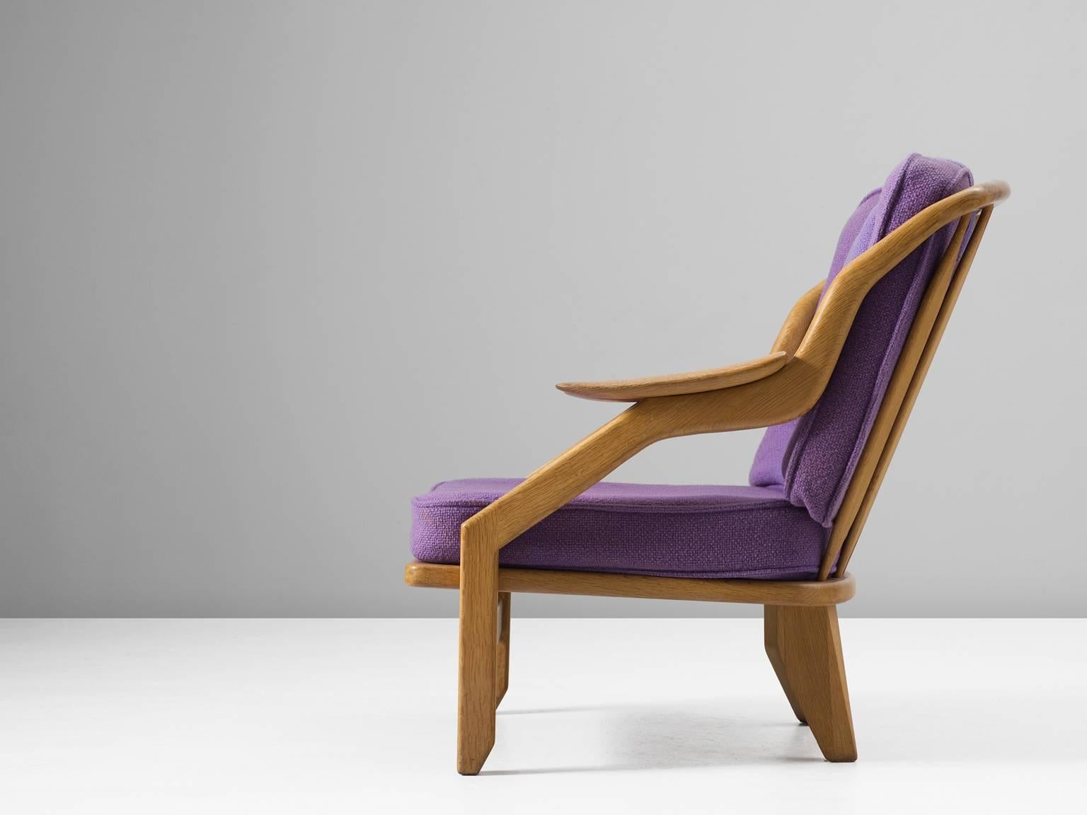 Mid-Century Modern Guillerme & Chambron Lounge Chair in Solid Oak and Purple Upholstery