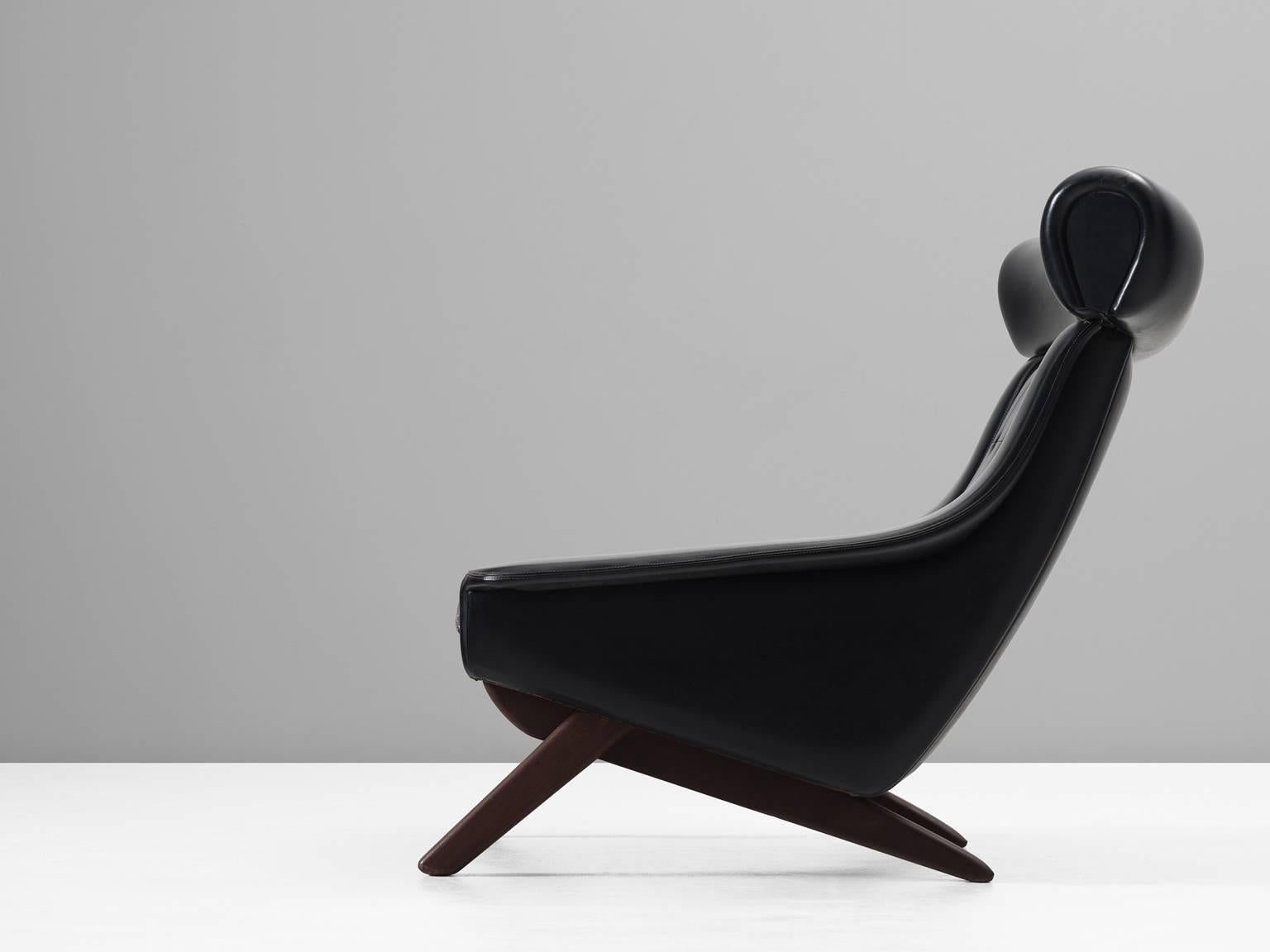 Danish Mid-Century Lounge Chair in Black Upholstery In Good Condition In Waalwijk, NL
