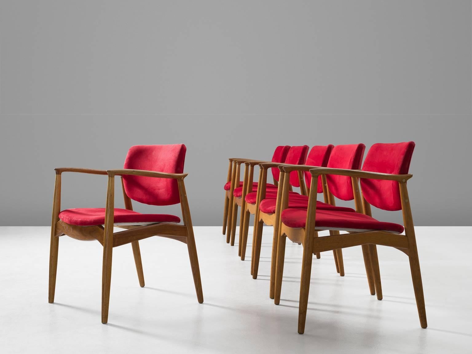 Erik Buch Set of Six 'Captains' Armchairs in Oak and Red Fabric Upholstery In Good Condition In Waalwijk, NL