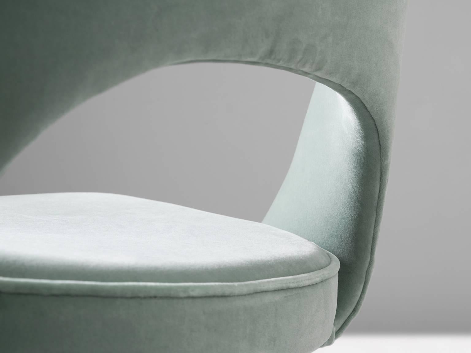 Mid-Century Modern Eero Saarinen Set of Eight Reupholstered Dining Chairs for Knoll International