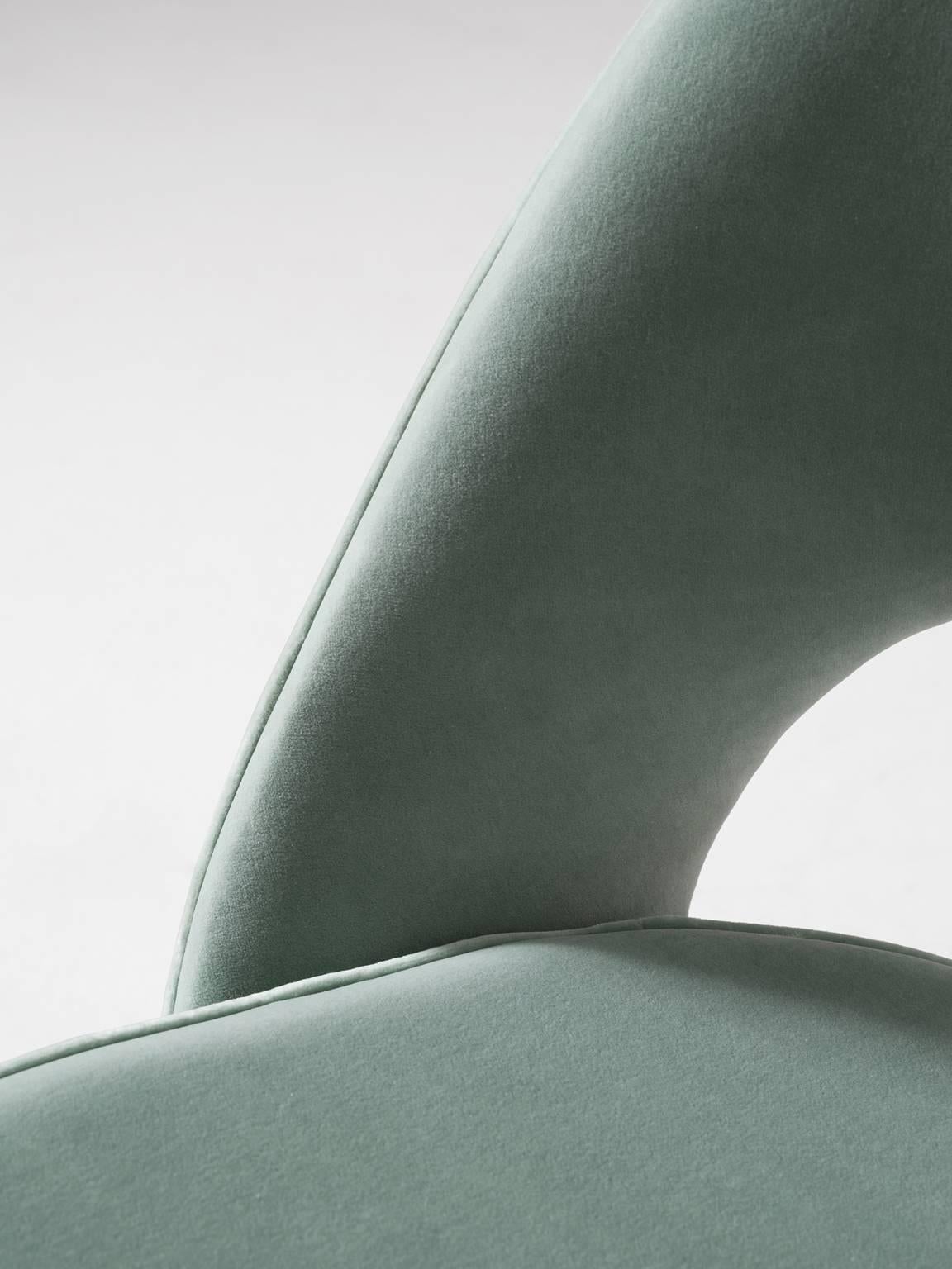 American Eero Saarinen Set of Eight Reupholstered Dining Chairs for Knoll International