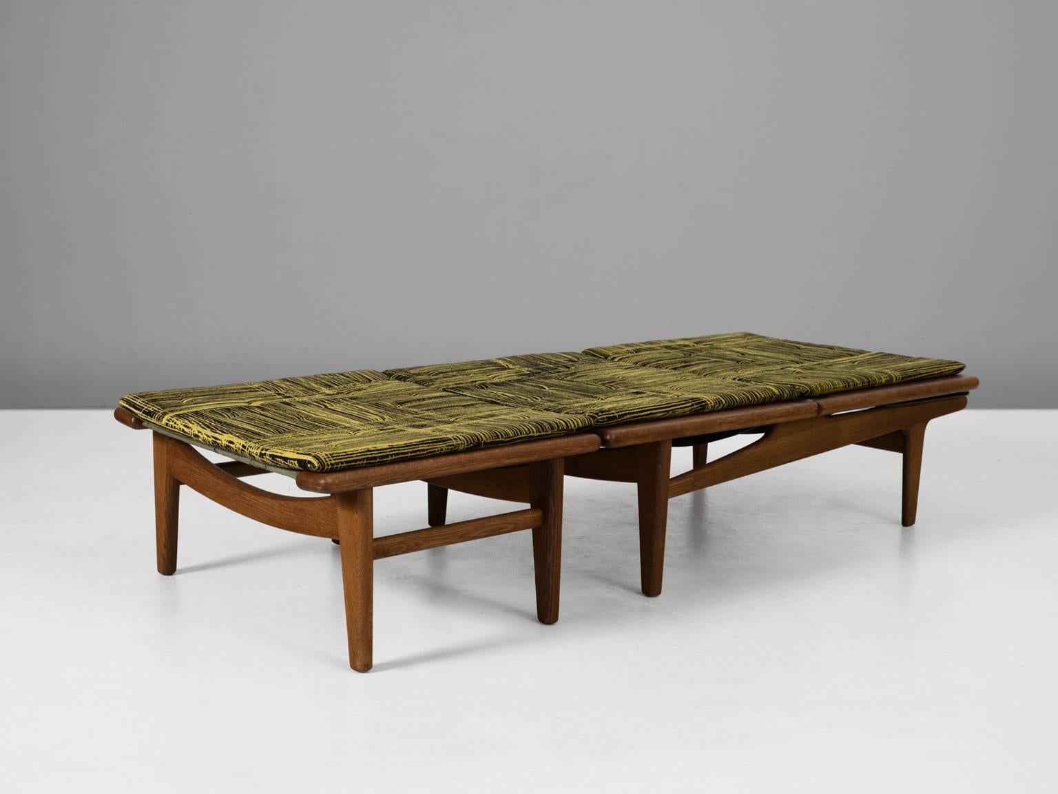 Mid-20th Century Hans J. Wegner Daybed in Oak and Original Black and Yellow Upholstery
