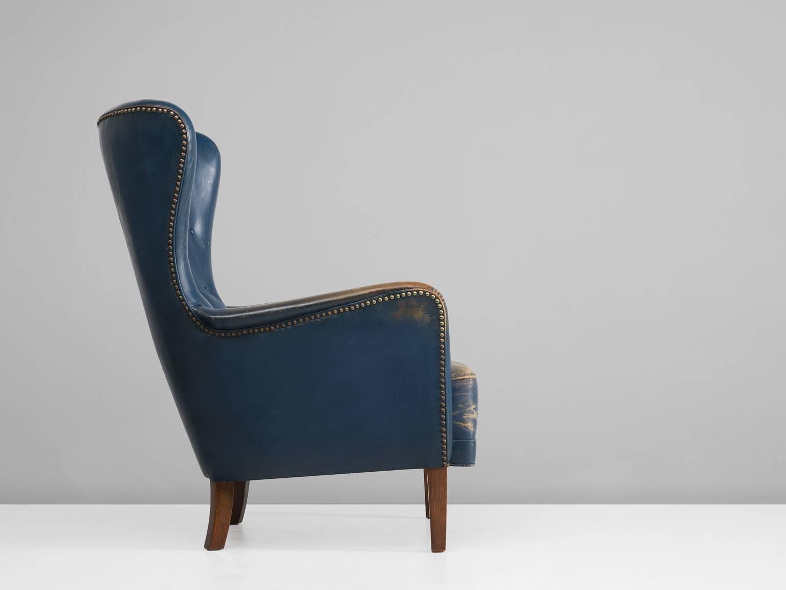 Danish Easy Chair in Blue Original Leather In Good Condition In Waalwijk, NL