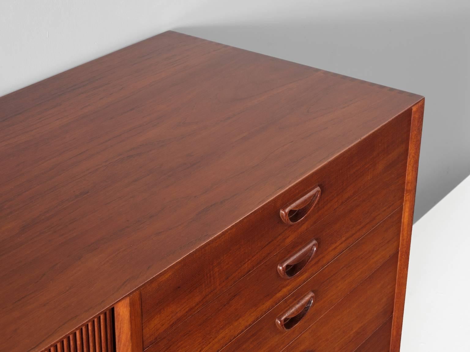 Peter Hvidt and Orla Mølgaard Nielsen Teak Sideboard In Excellent Condition In Waalwijk, NL