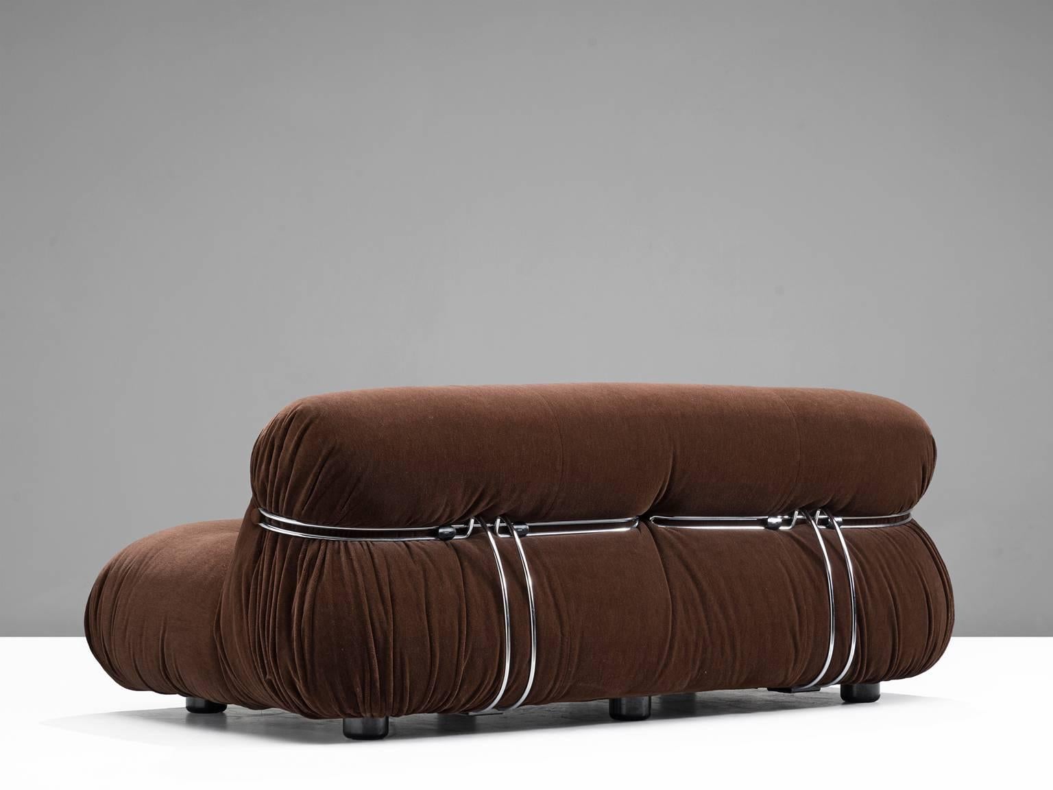 'Soriana' lounge chair and ottoman, in fabric and metal, by Afra & Tobia Scarpa for Cassina, Italy, 1969. 

Iconic sofa by Italian designer couple Afra & Tobia Scarpa, the Soriana proposes a model that institutionalizes the image of the