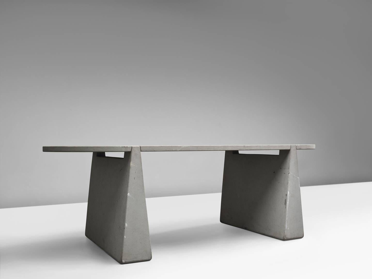 Angelo Mangiarotti Large Dining Table in Concrete, Italy 1970s In Good Condition In Waalwijk, NL