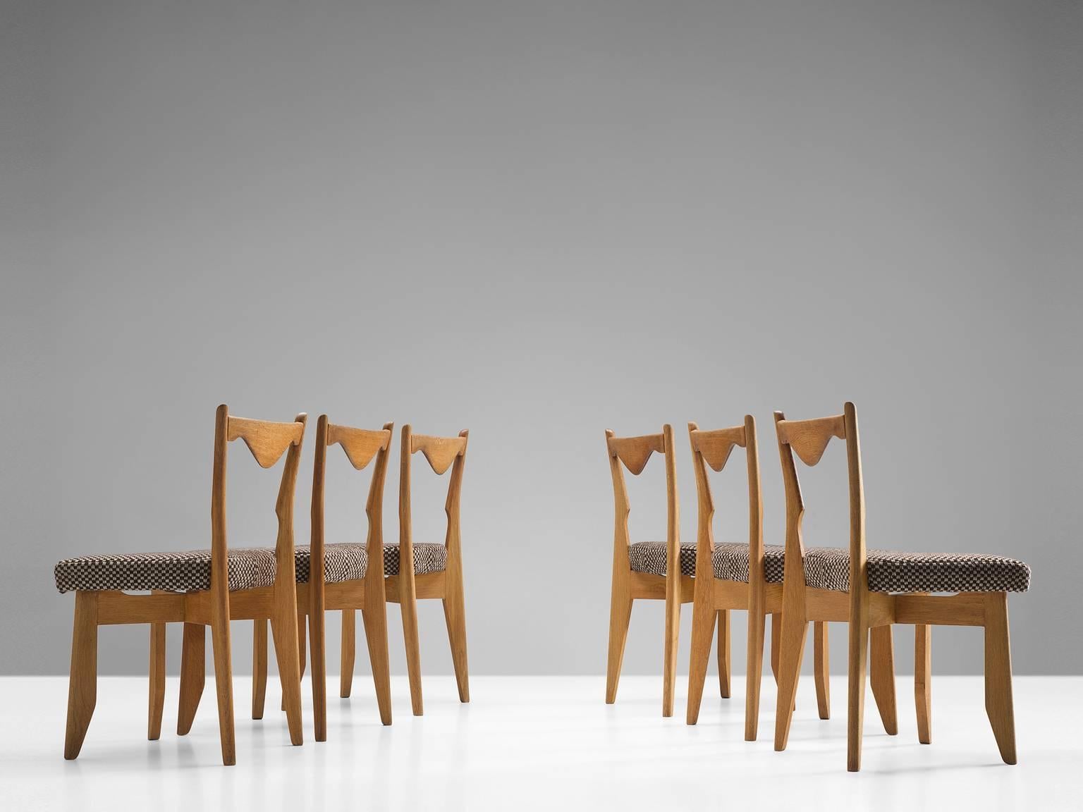 Mid-Century Modern Guillerme & Chambron Set of Six Dining Chairs in Oak and Fabric Seating