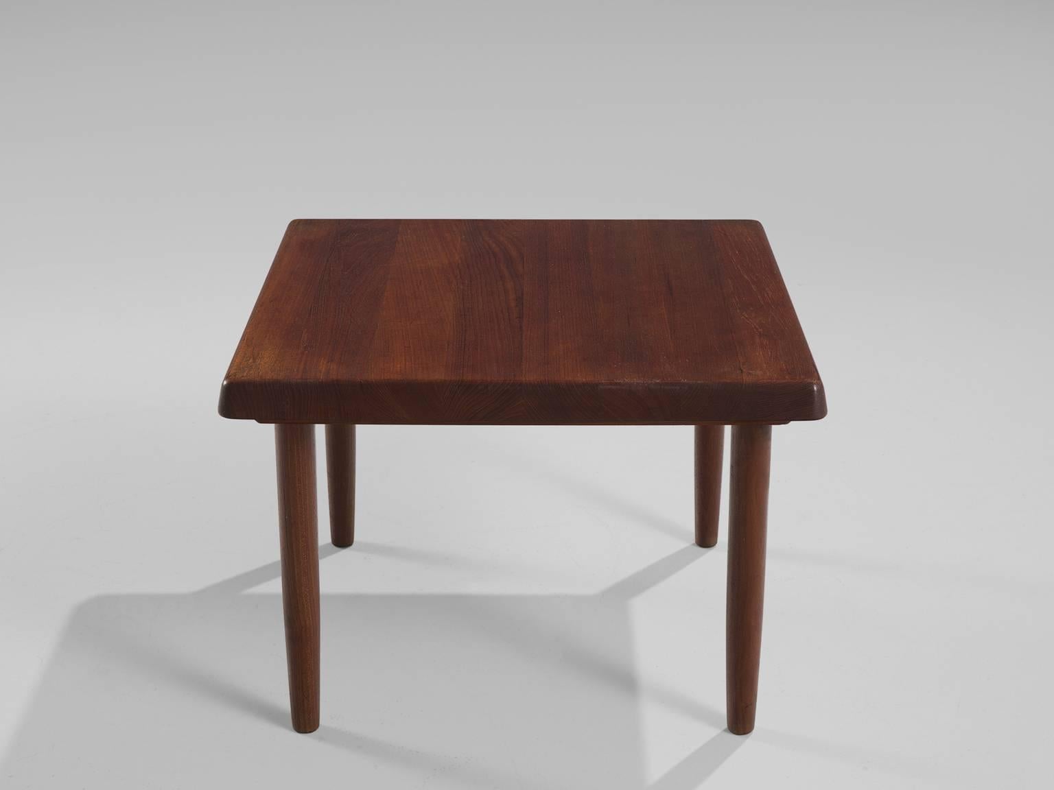 Danish Square Coffee Table in Solid Teak In Good Condition In Waalwijk, NL