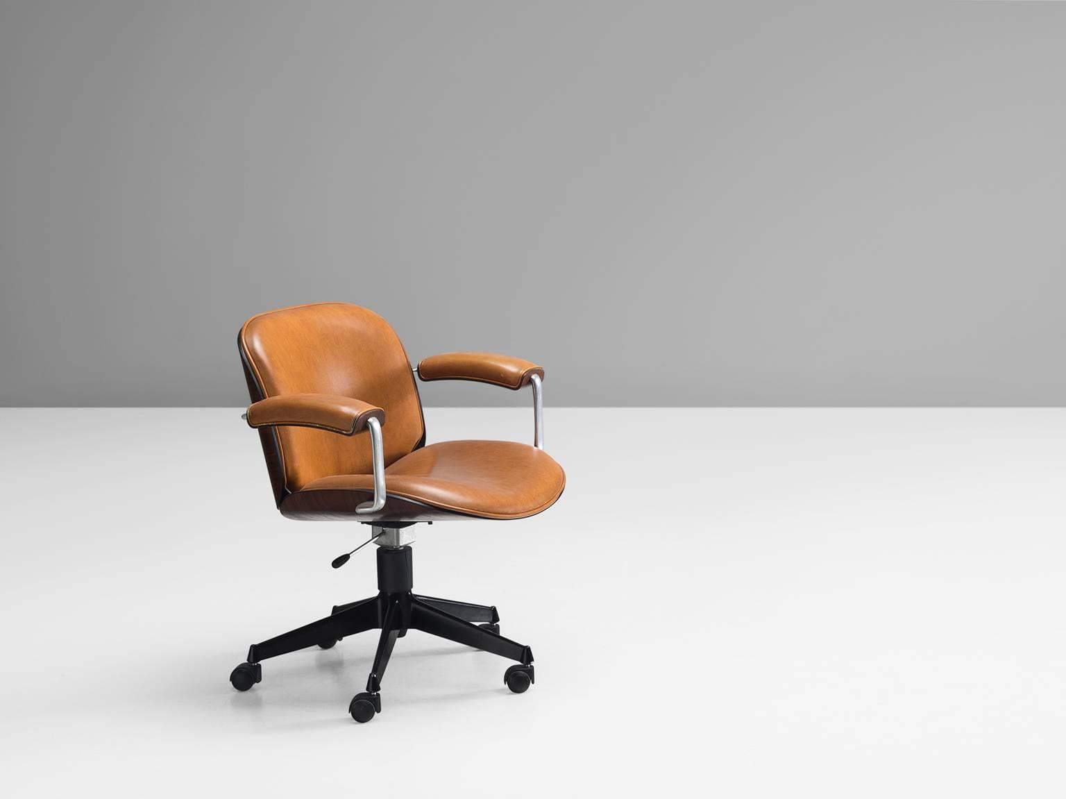 Mid-Century Modern Swivel Desk Chair in Walnut for MIM Roma