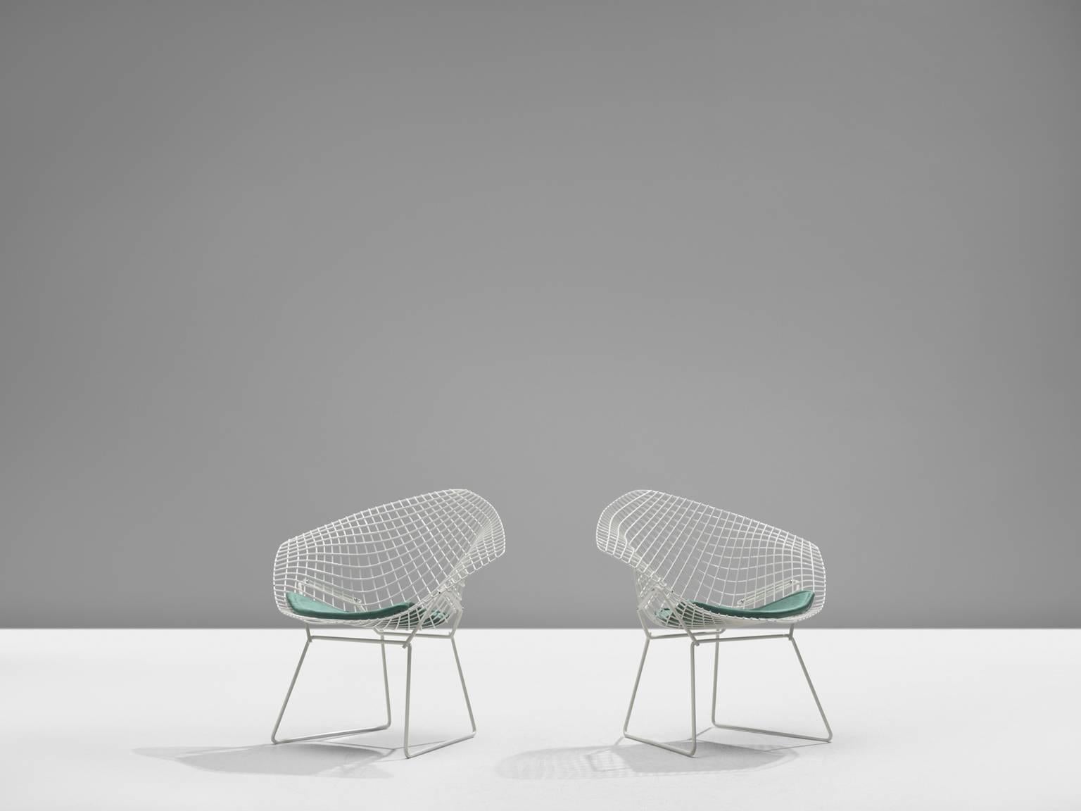 American Pair of Harry Bertoia 'Diamond' Chairs for Knoll
