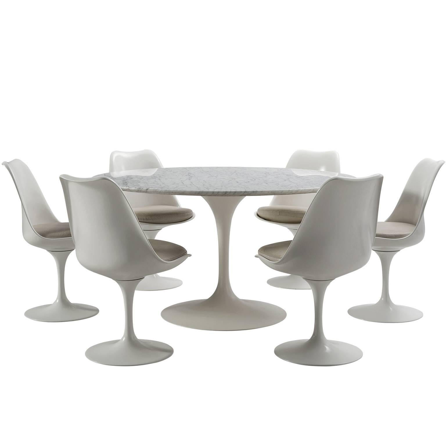 Luxurious Eero Saarinen Tulip Dining Set with in Leather and Marble