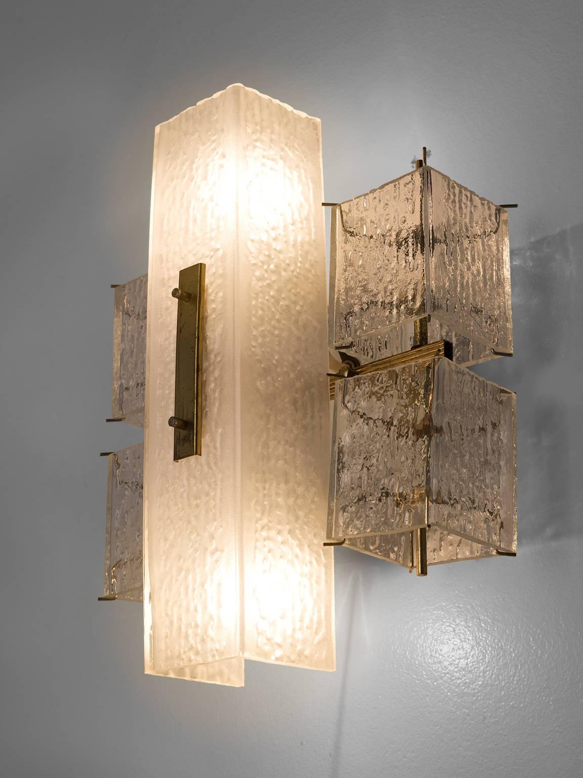 Set of Three Wall Lights with Structured Glass and Brass In Good Condition In Waalwijk, NL