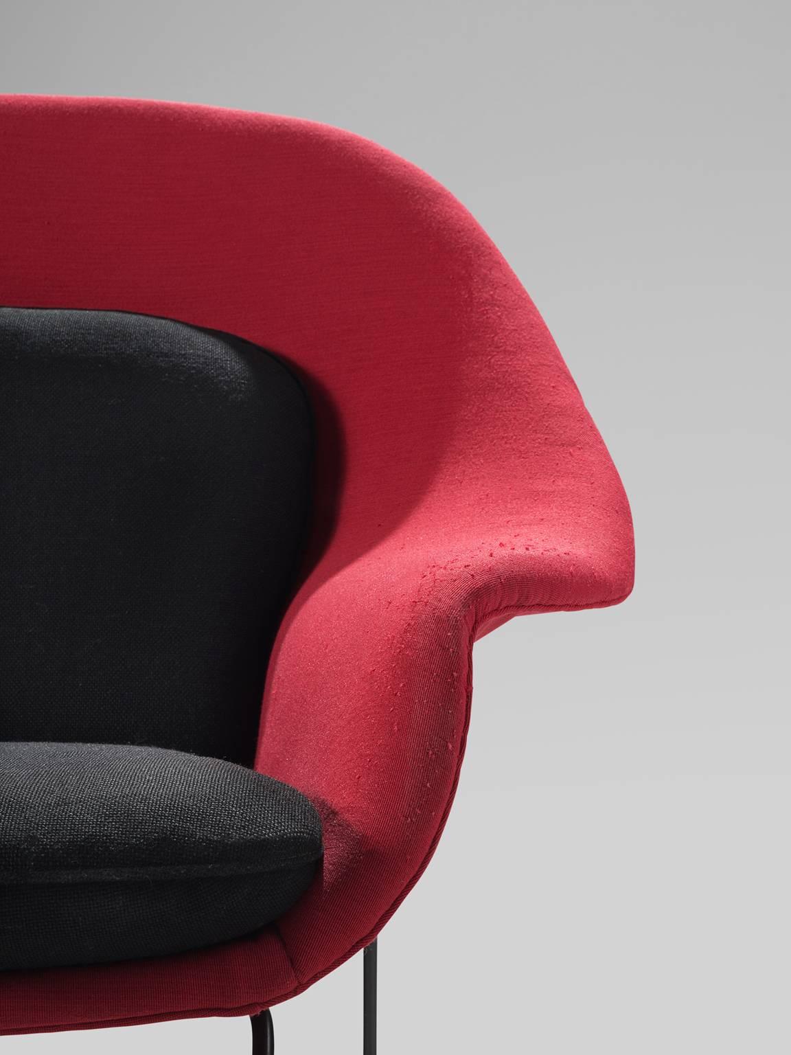 Pair of Womb Chairs by Eero Saarinen for Knoll 1