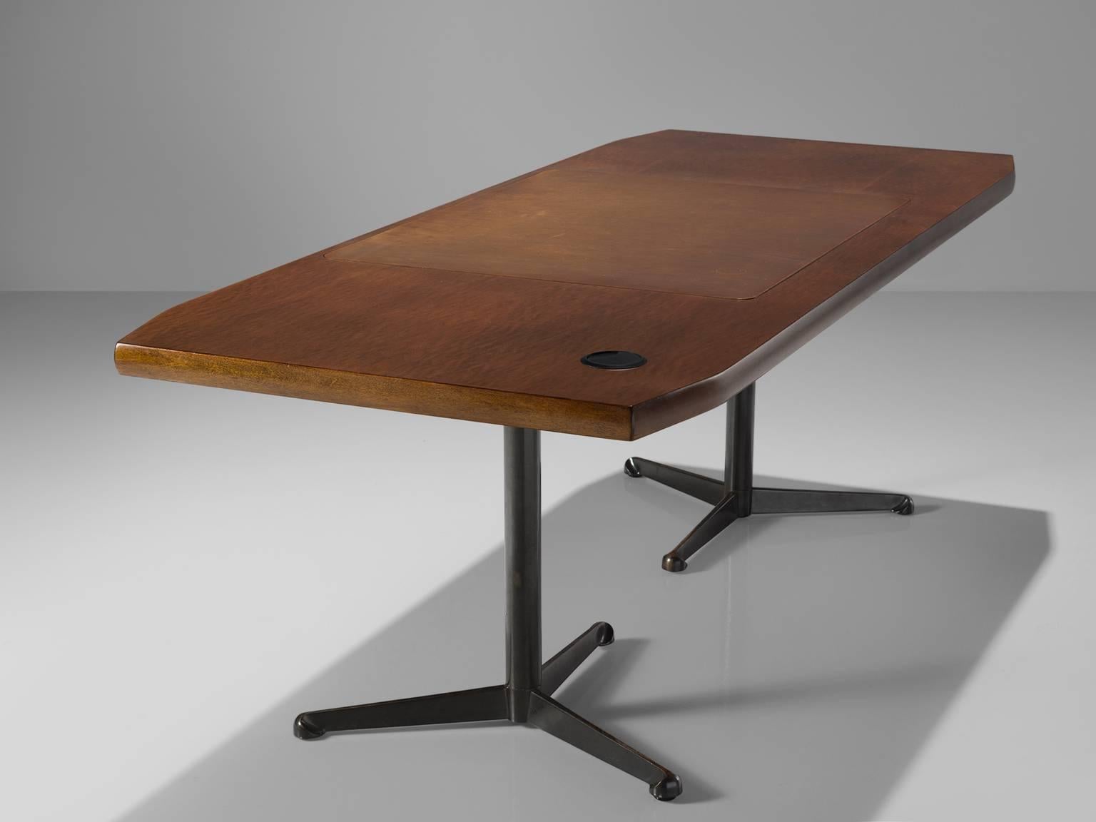 Osvaldo Borsani Writing Table in and Leather for Tecno In Good Condition In Waalwijk, NL