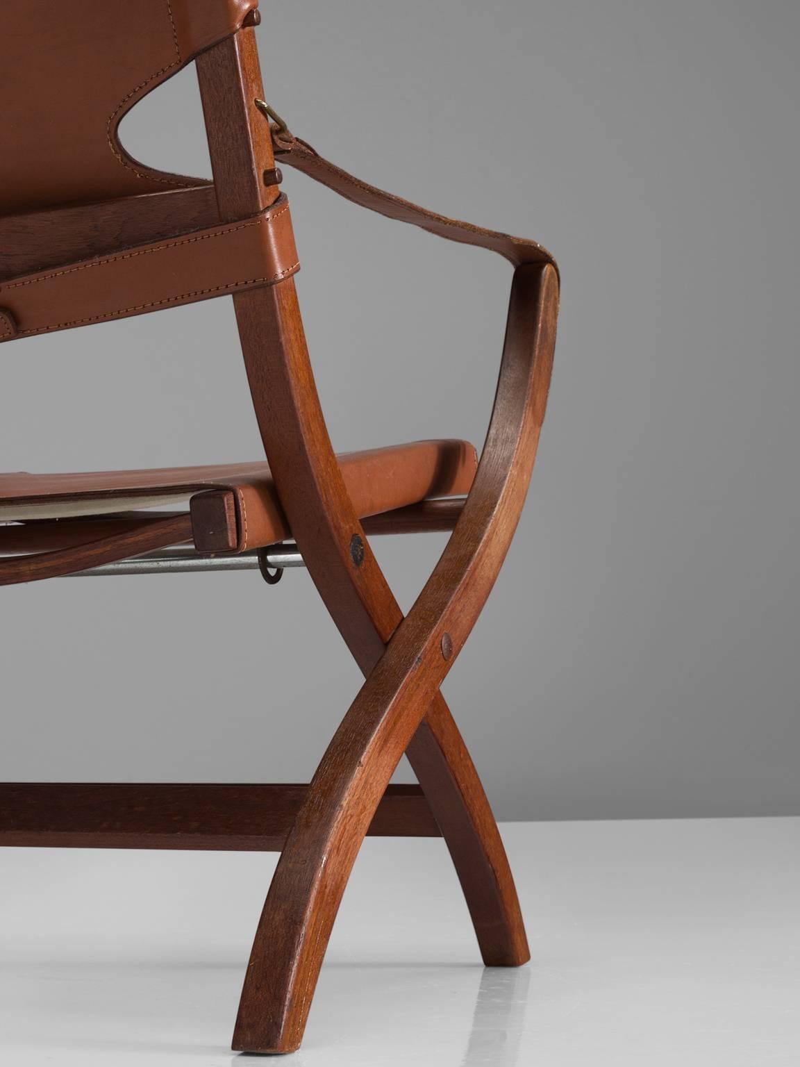 Mid-20th Century Poul Hundevad 'Campaign' X-Chairs in Cognac Leather