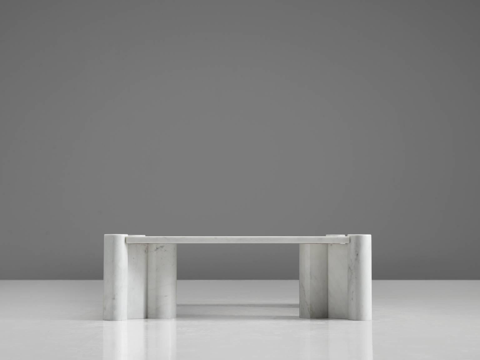 Coffee-Table 'Jumbo' in Carrara Marble by Gae Aulenti for Knoll In Good Condition In Waalwijk, NL