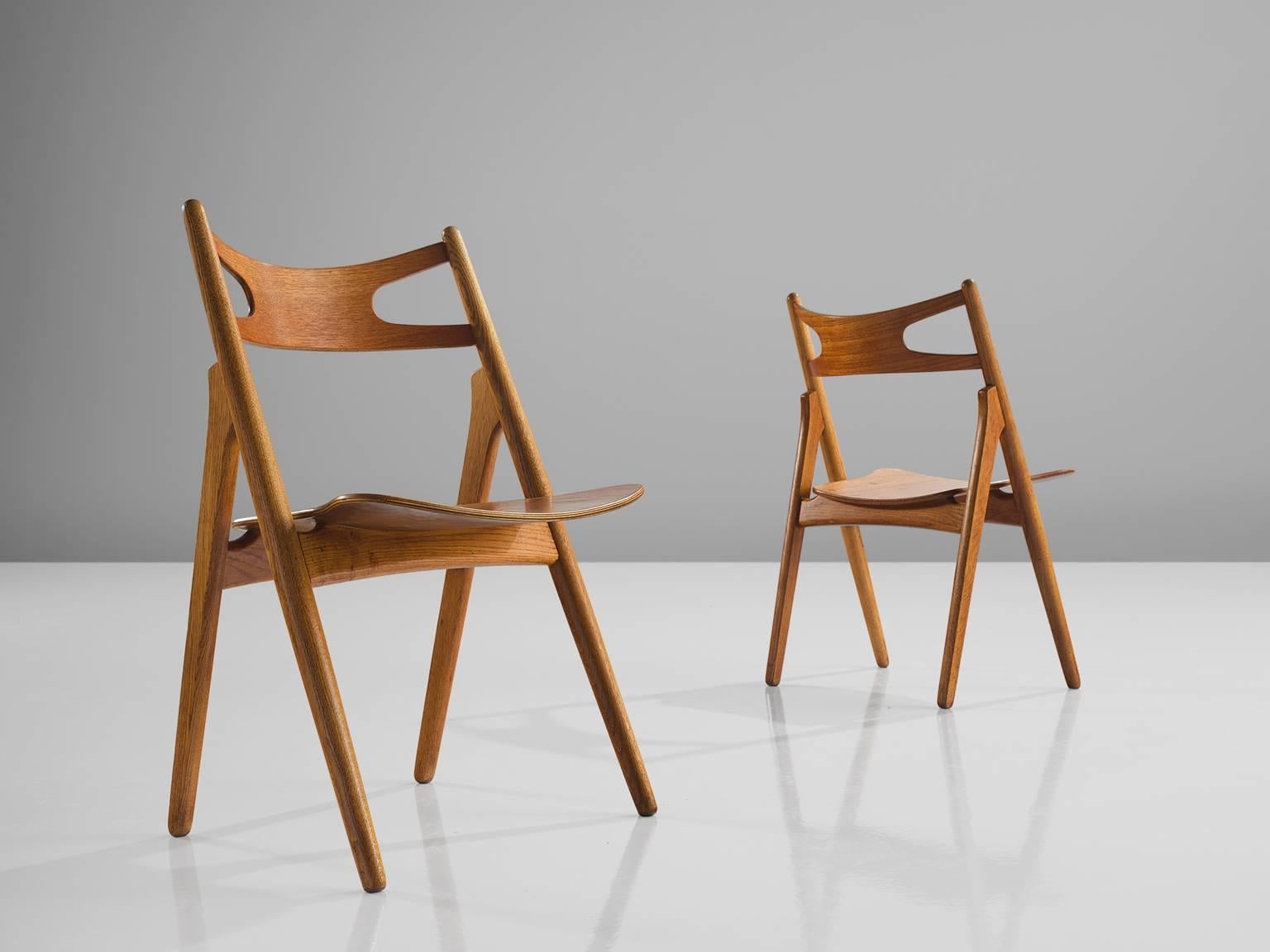 Hans J. Wegner Restored Set of Eight Matching Sawbuck Chairs In Good Condition In Waalwijk, NL