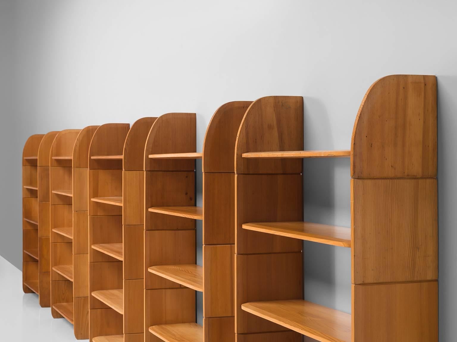 Set of Five 'Milani' Solid Pine Bookshelves  1
