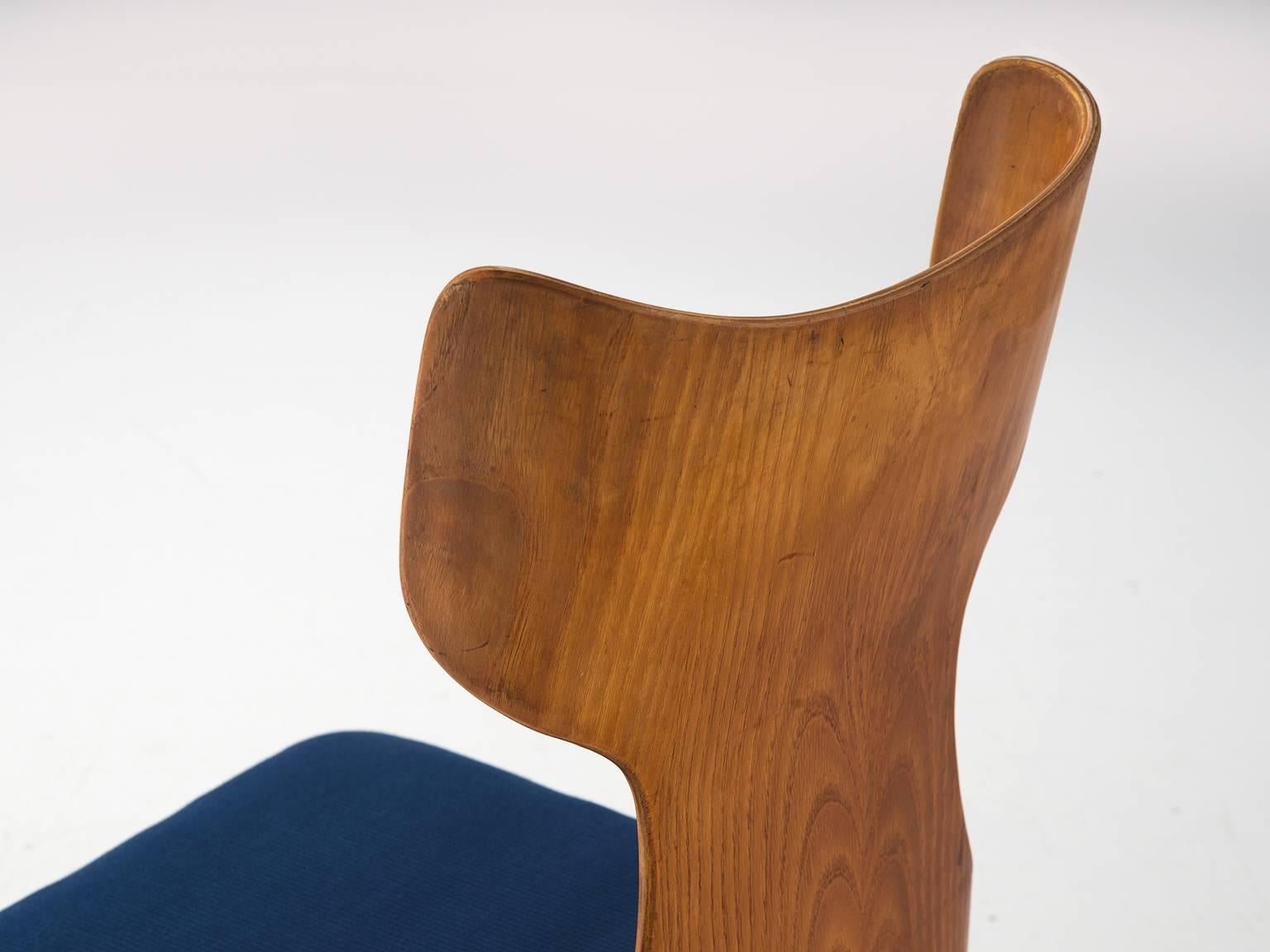 Mid-20th Century Carlo Ratti Four Bent Wingback Dining Chairs