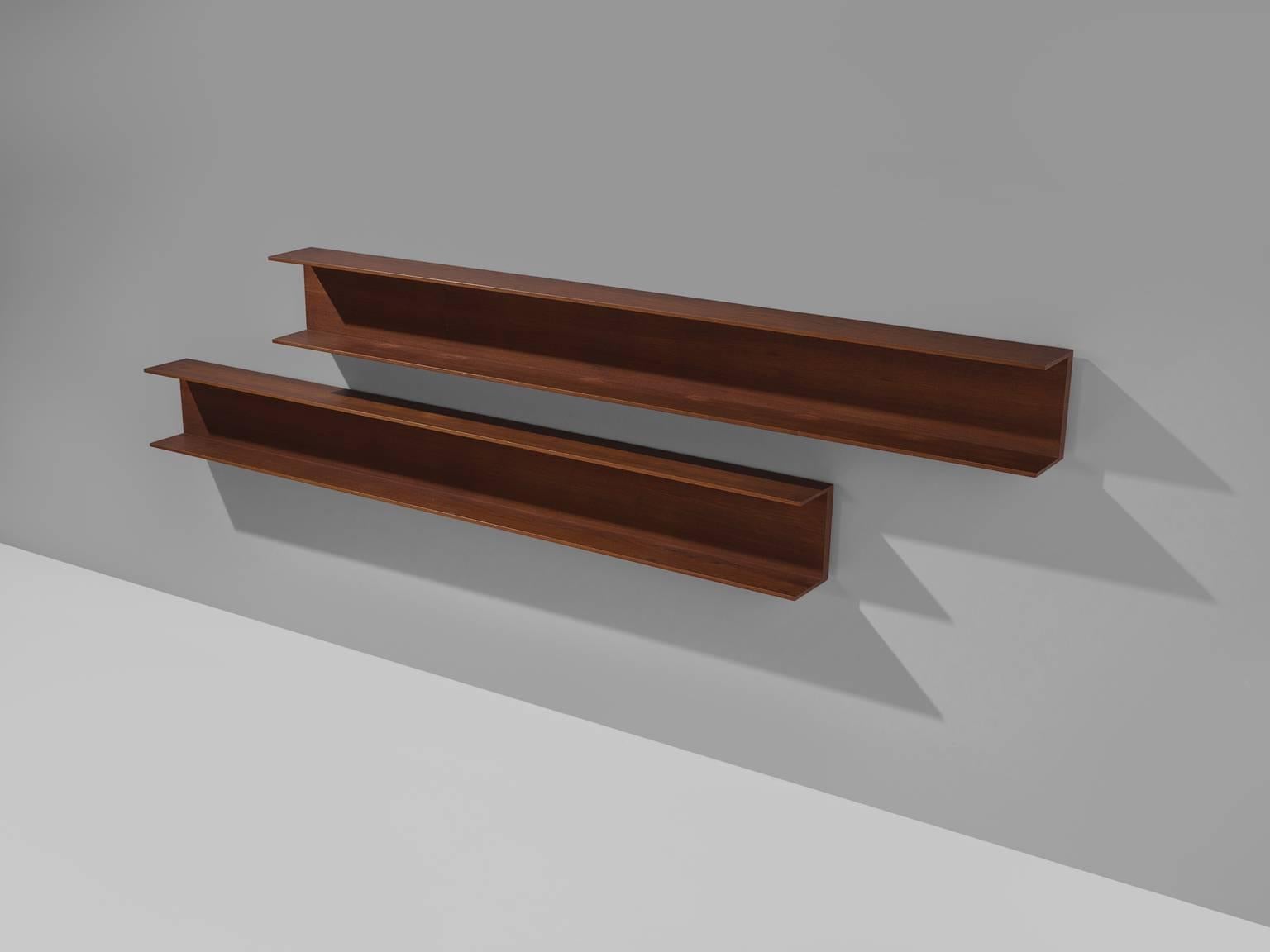 Walter Wirz for Wilhelm Renz, wall shelves, teak, Germany, design 1965, production 1960s

This solid teak wall shelf is designed by Walter Wirz for the German company Wilhelm Renz. The shelf, by now a true midcentury design classic, is both well