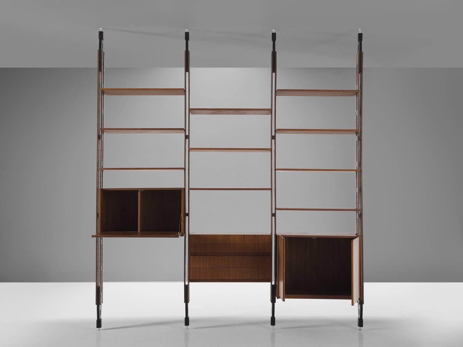 Mid-20th Century Modular Walnut Italian Bookcase, circa 1960