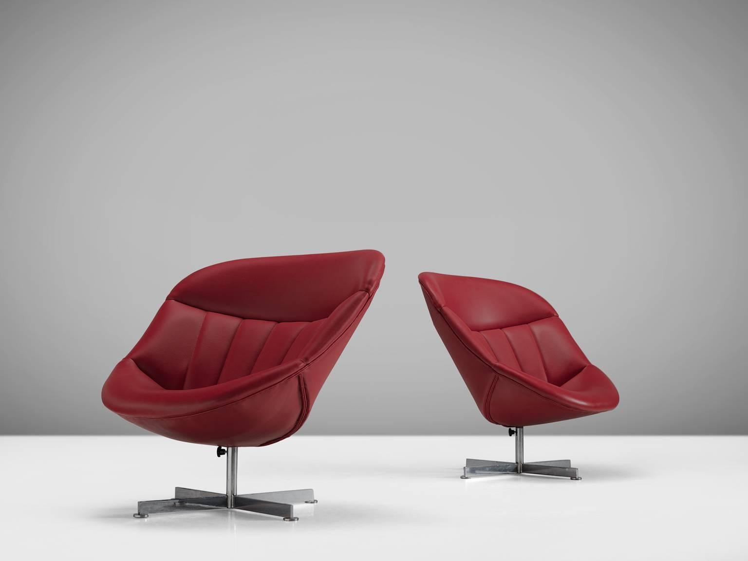 Rudolf Wolf 'Modello' Swivel Easy Chairs in Red Faux Leather Upholstery In Good Condition In Waalwijk, NL