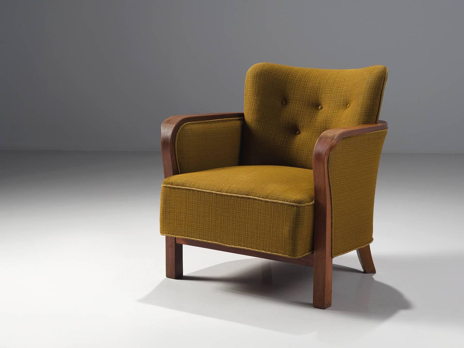 Danish Easy Chair in Ocre Upholstery and Oak In Good Condition In Waalwijk, NL
