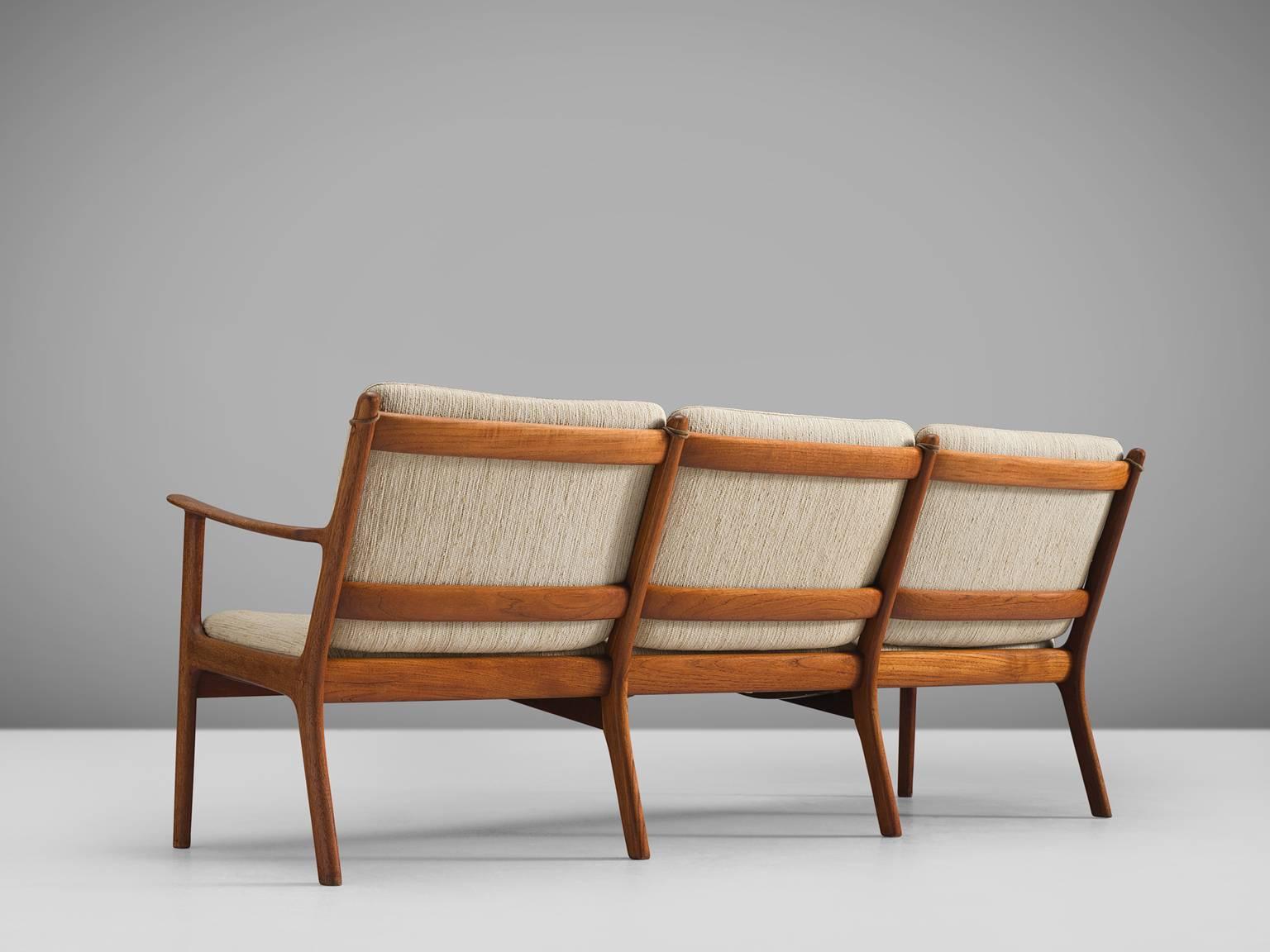 Kaj Winding Three-Seat Settee in Teak In Good Condition In Waalwijk, NL