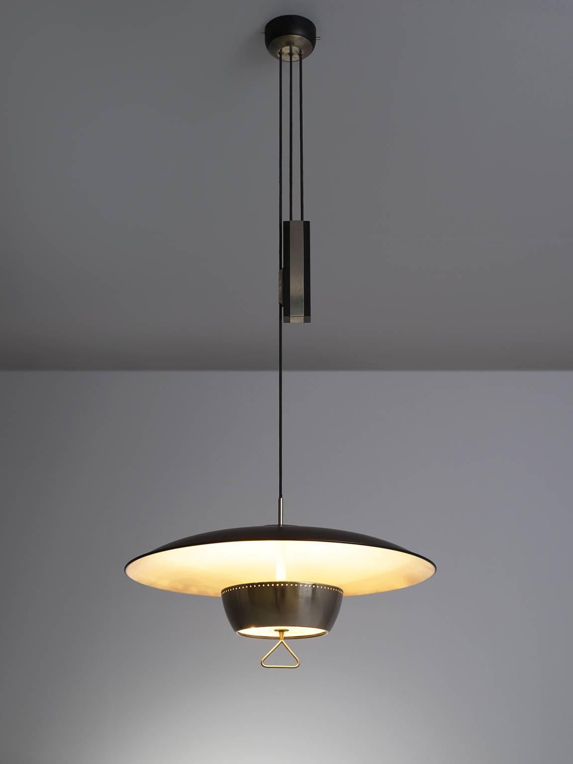 Gaetano Sciolari for Stilnovo, chandelier model 1244, nickel-plated brass, lacquered aluminum, glass, Italy, circa 1950.

Elegant and modern pendant in nickel-plated brass with black coated shade by Sciolari. Adjustable in height due the